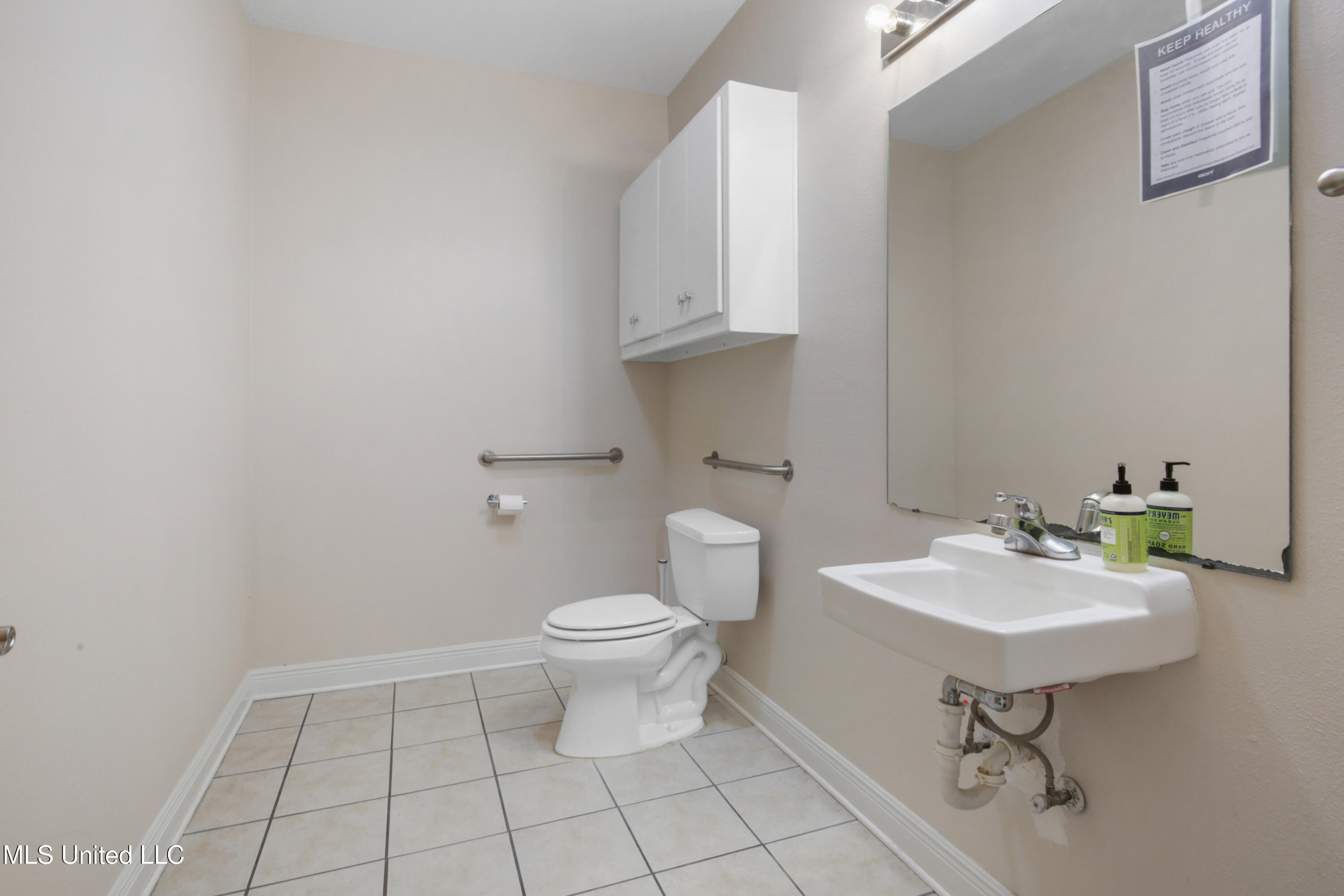 294 Thames Avenue Property Photo 12