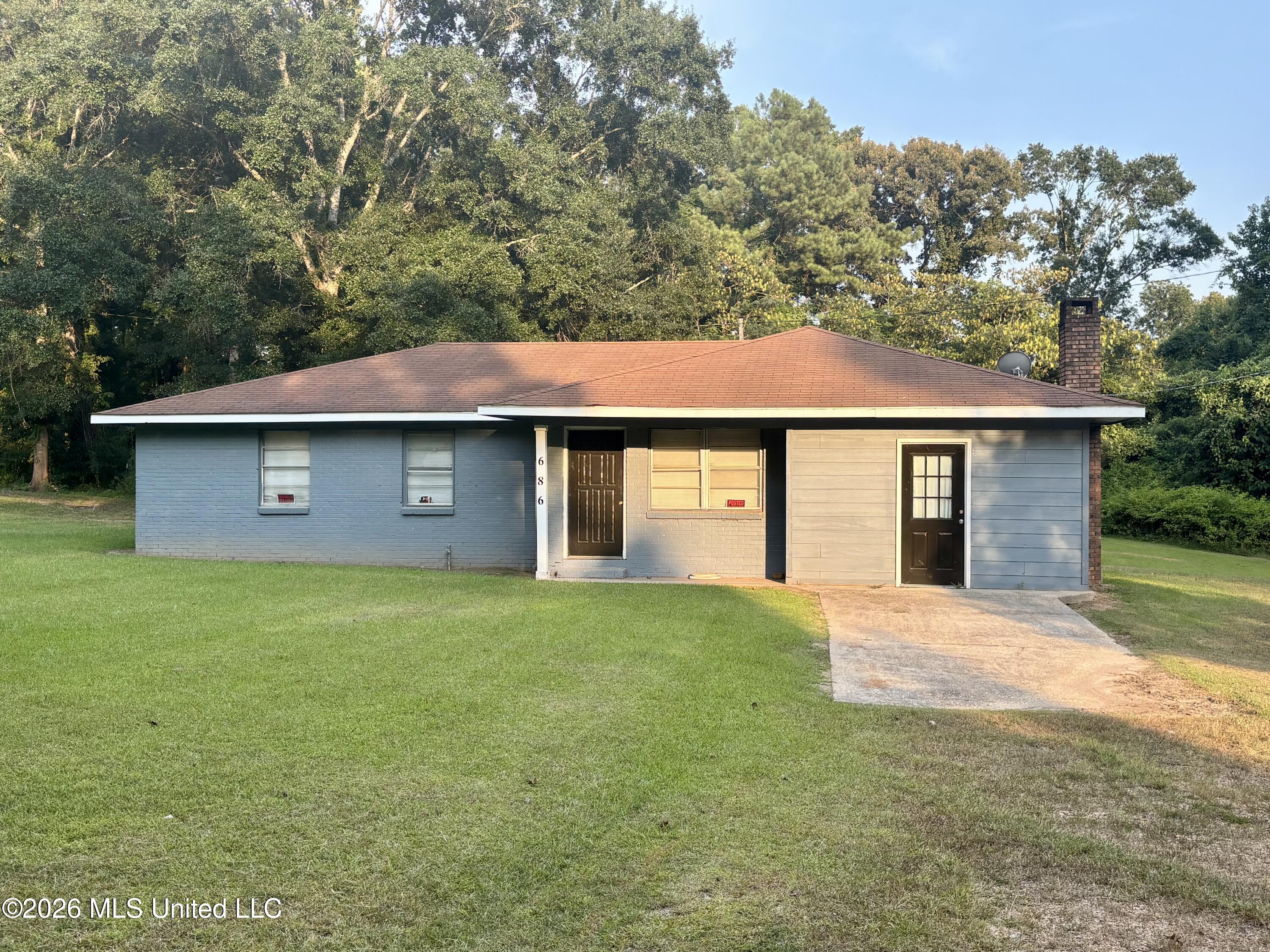 686 Progress Road Property Photo 1