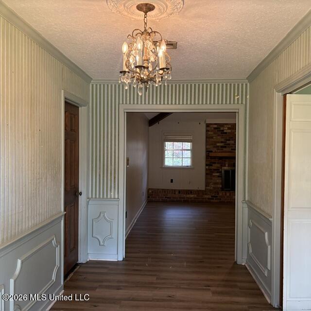 5460 Saratoga Drive Property Photo 4