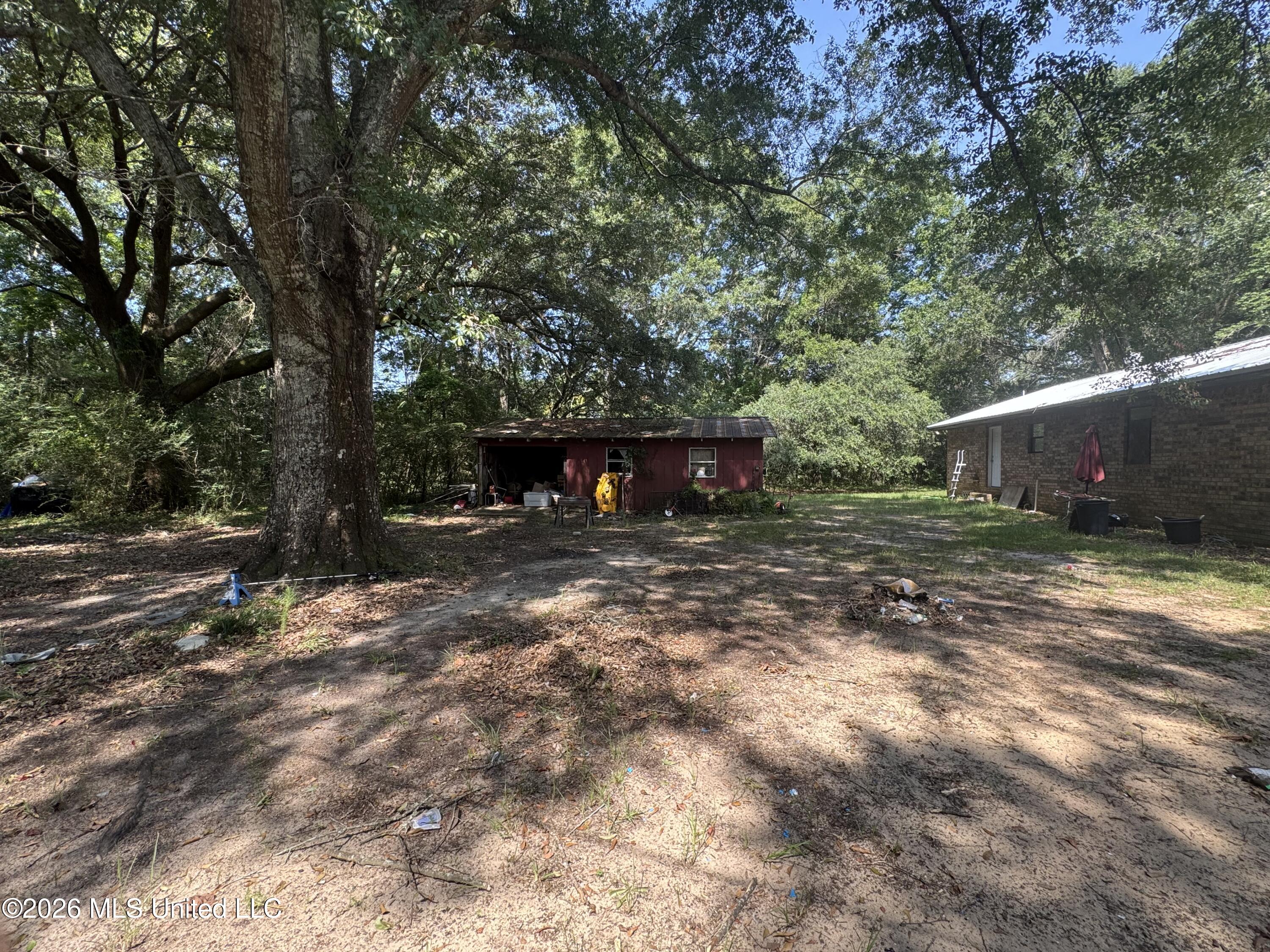 119 Elbert Stringer Lane Property Photo 6