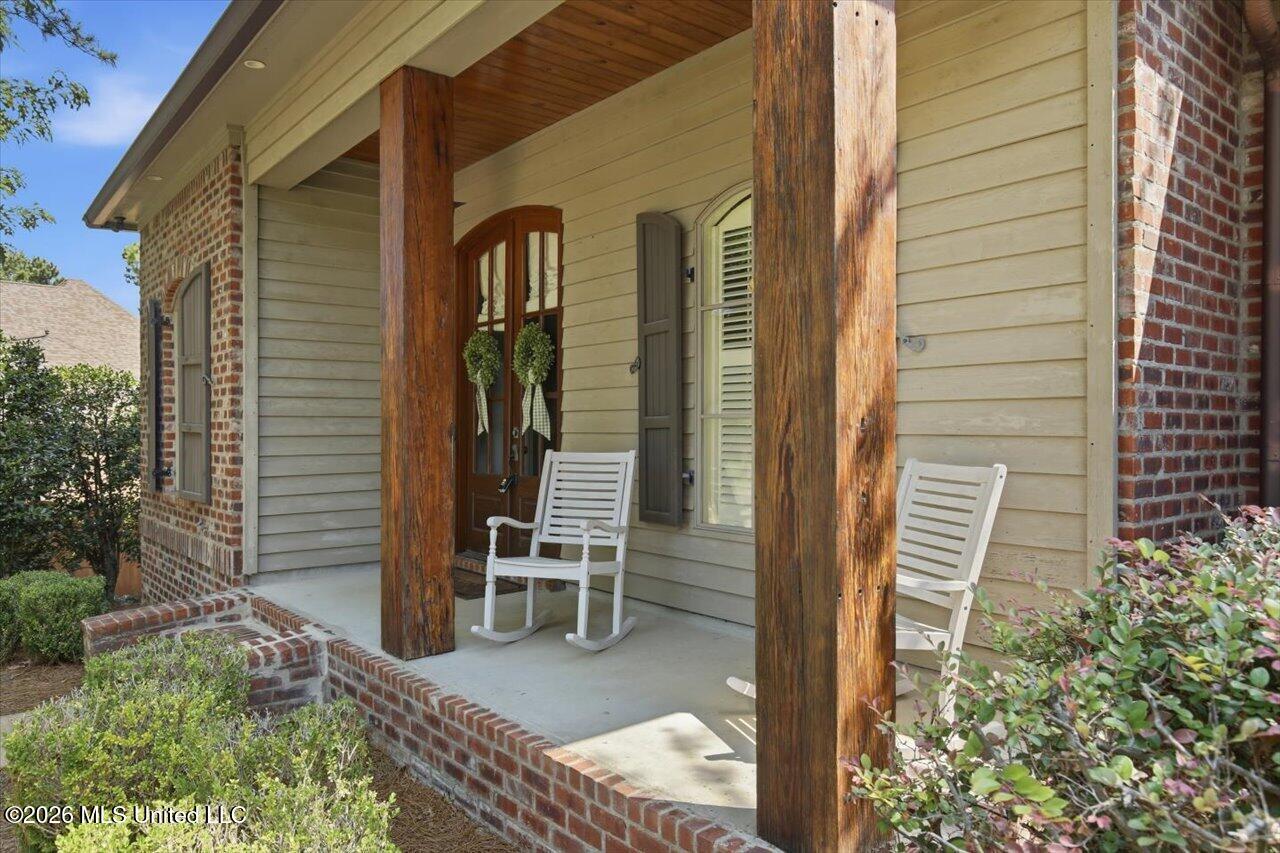 299 Lake Village Drive Property Photo 6