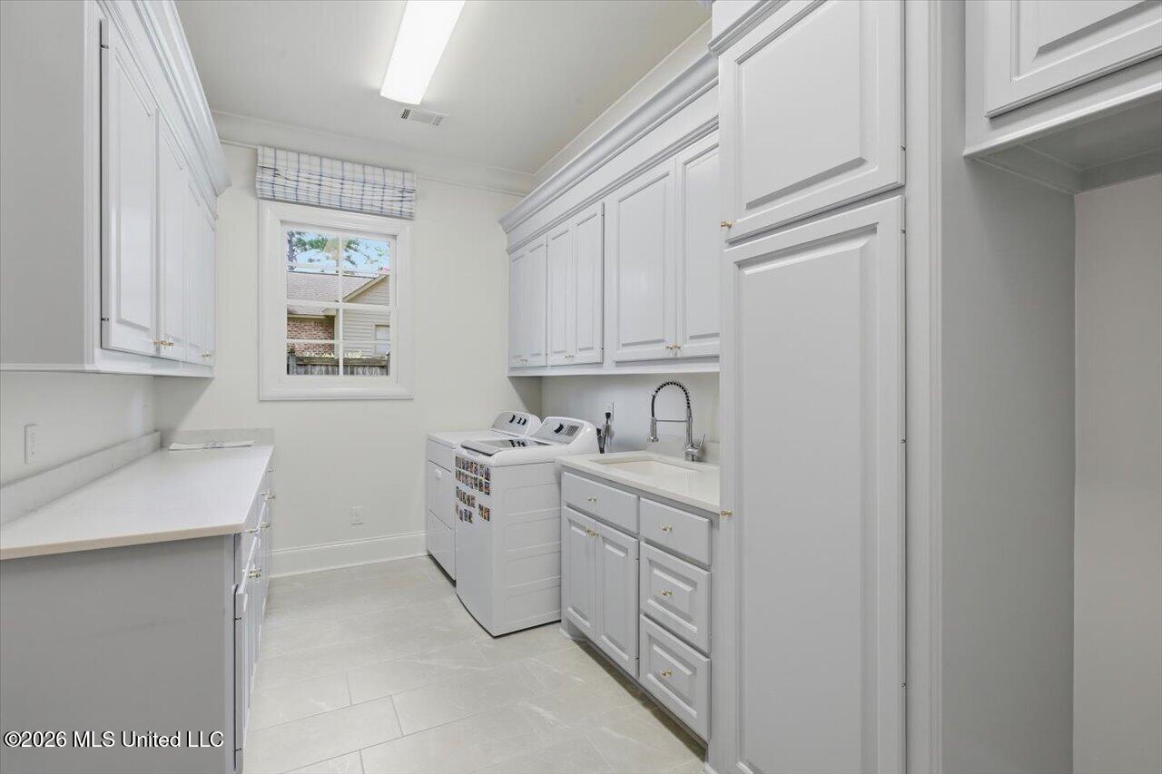 299 Lake Village Drive Property Photo 29