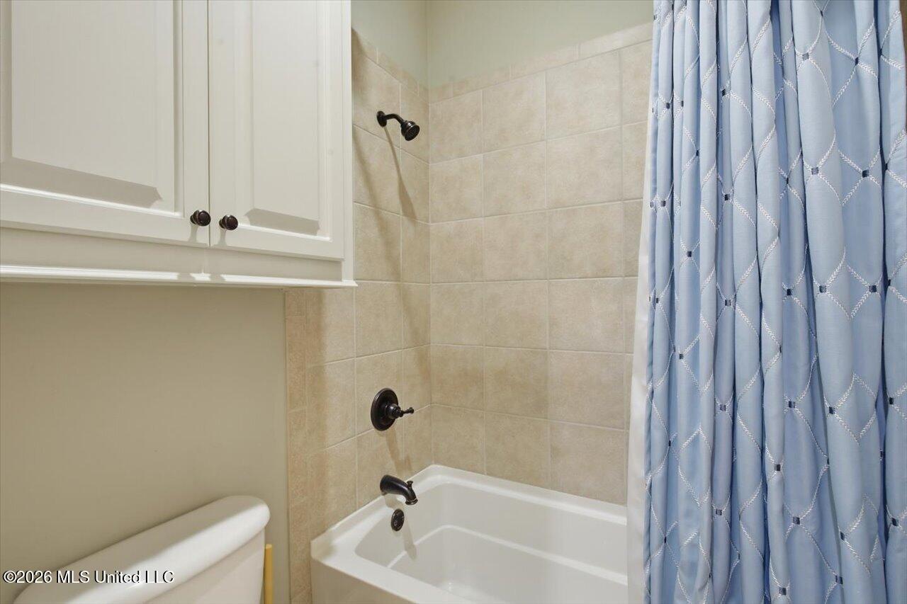 299 Lake Village Drive Property Photo 45