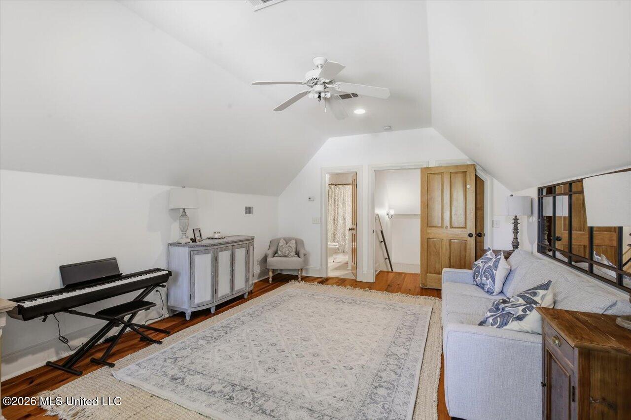 299 Lake Village Drive Property Photo 50