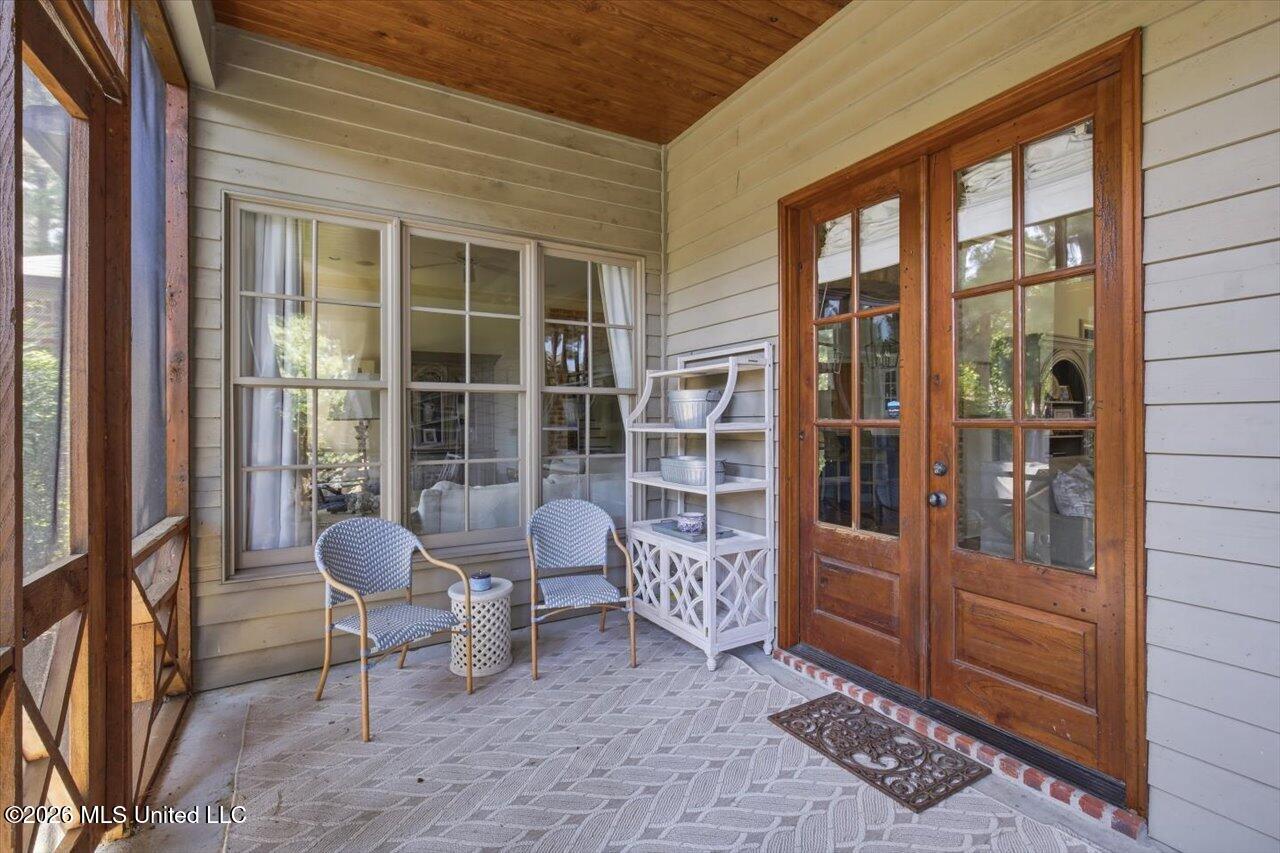 299 Lake Village Drive Property Photo 52