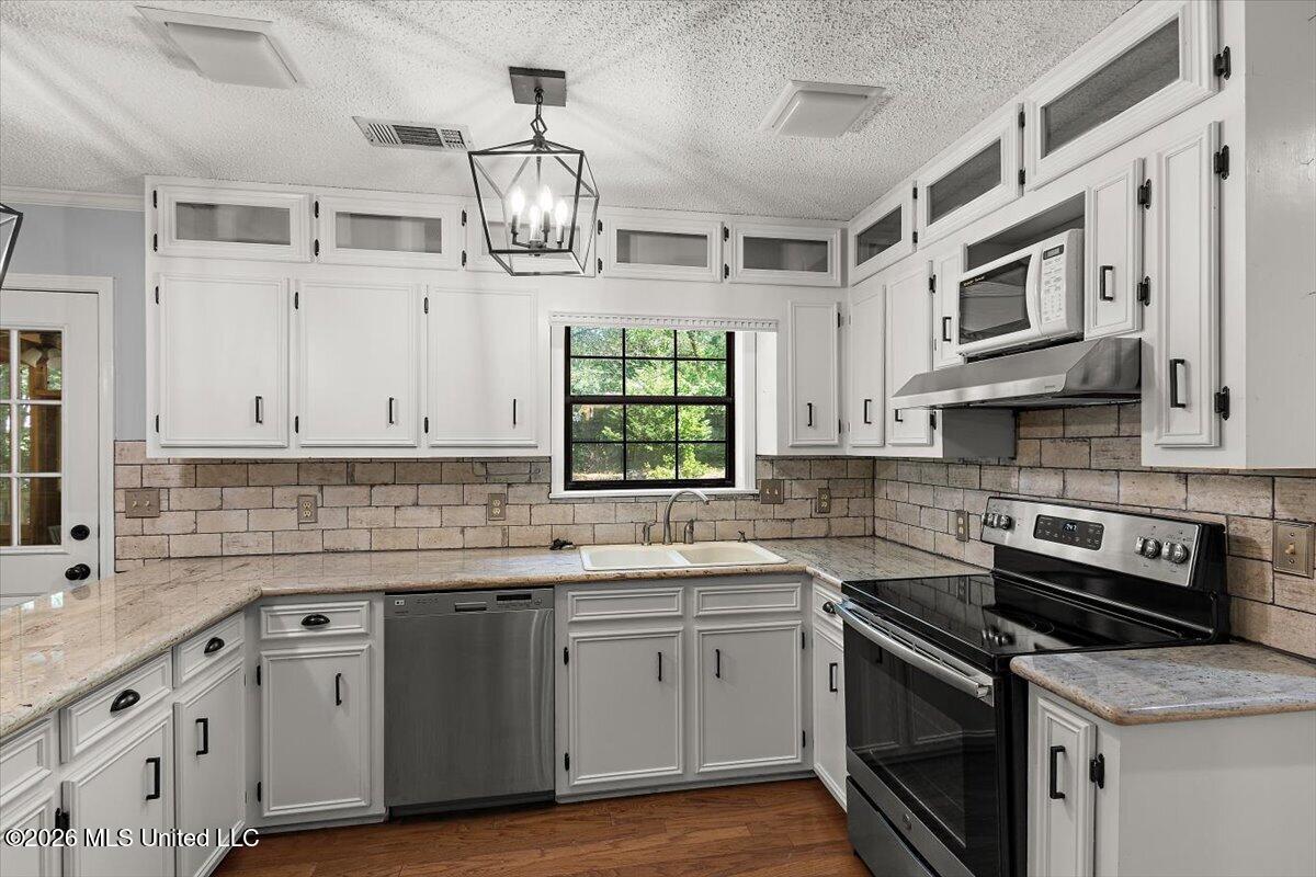 130 Bentley Drive Property Photo 13