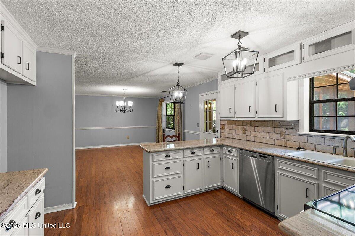 130 Bentley Drive Property Photo 14