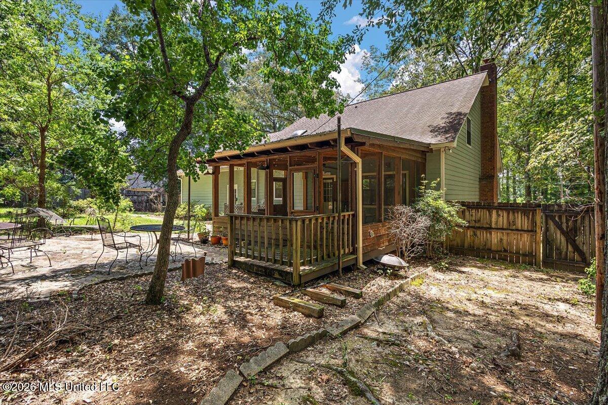 130 Bentley Drive Property Photo 32