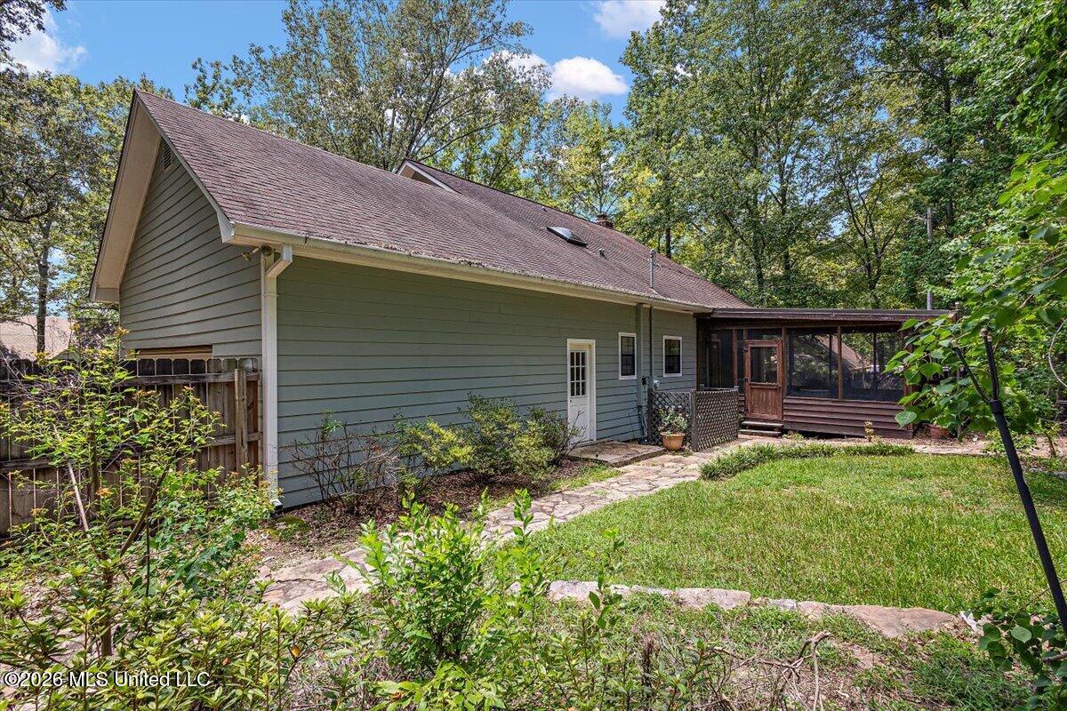 130 Bentley Drive Property Photo 34