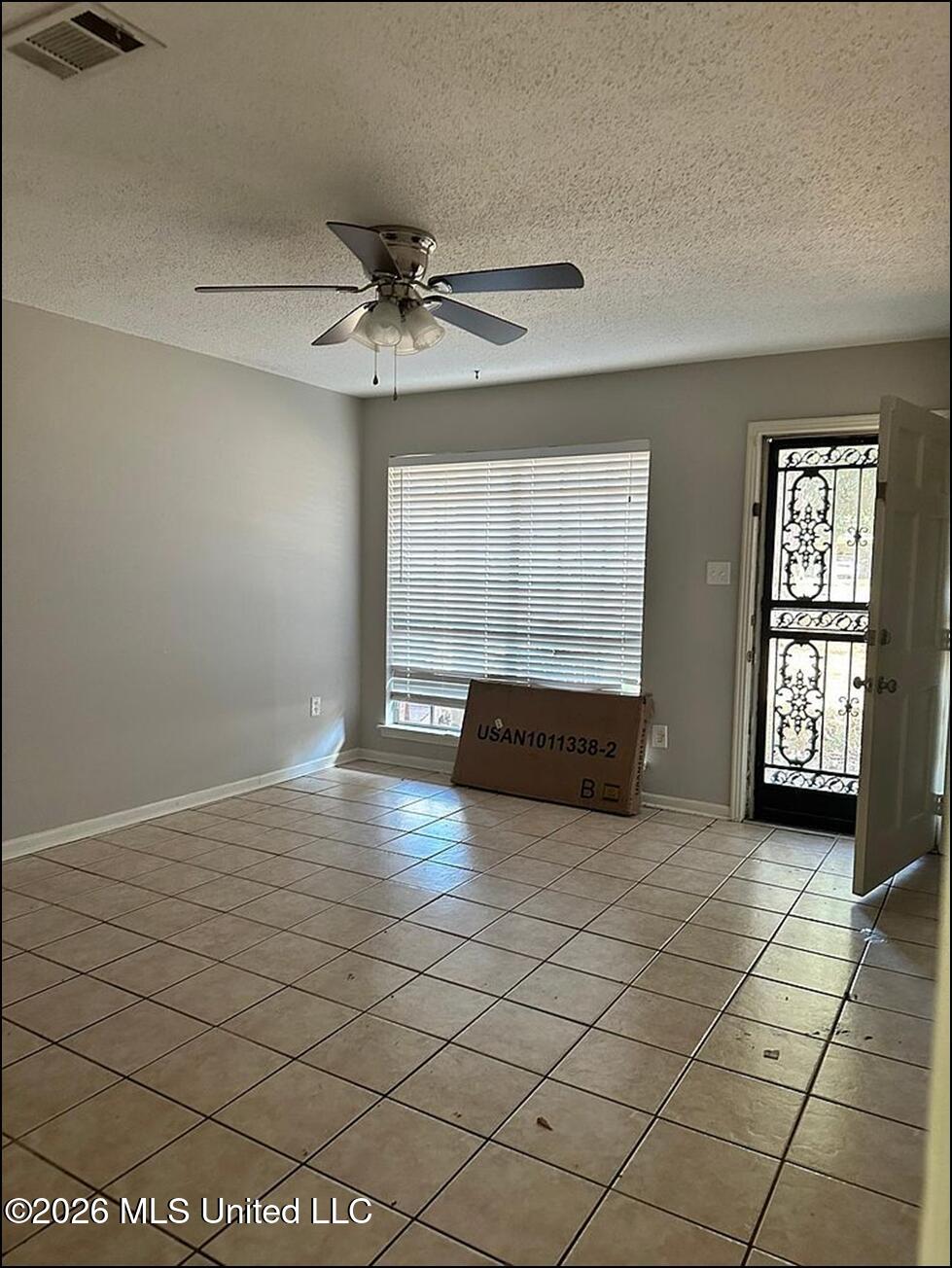 5847-49 Old Canton Road Property Photo 7