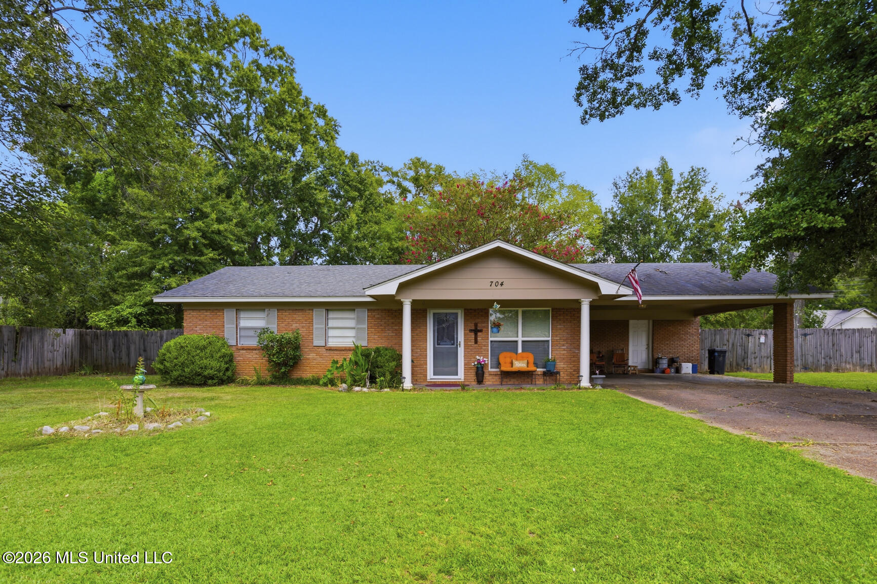 704 Marilyn Drive Property Photo 1