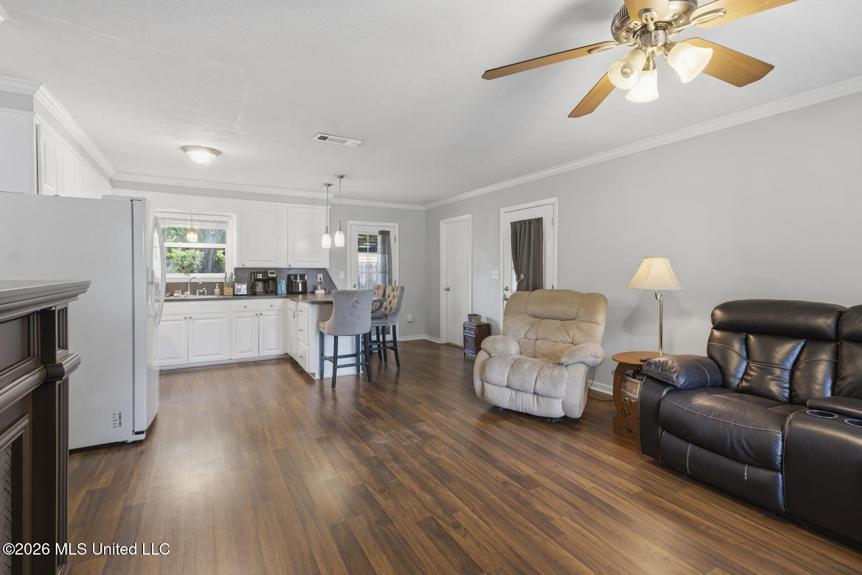 704 Marilyn Drive Property Photo 4