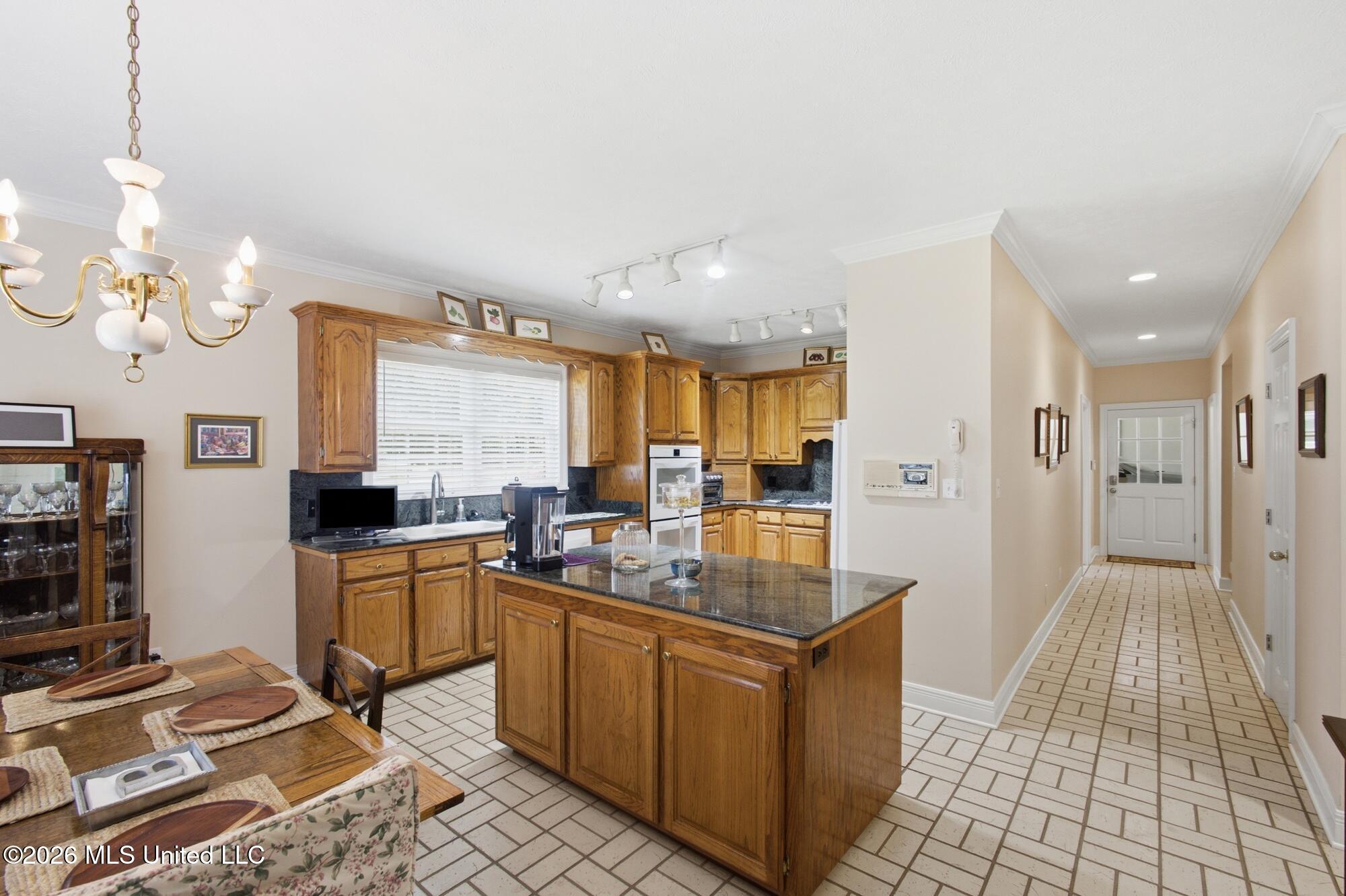 1071 Brandon Drive Property Photo 11