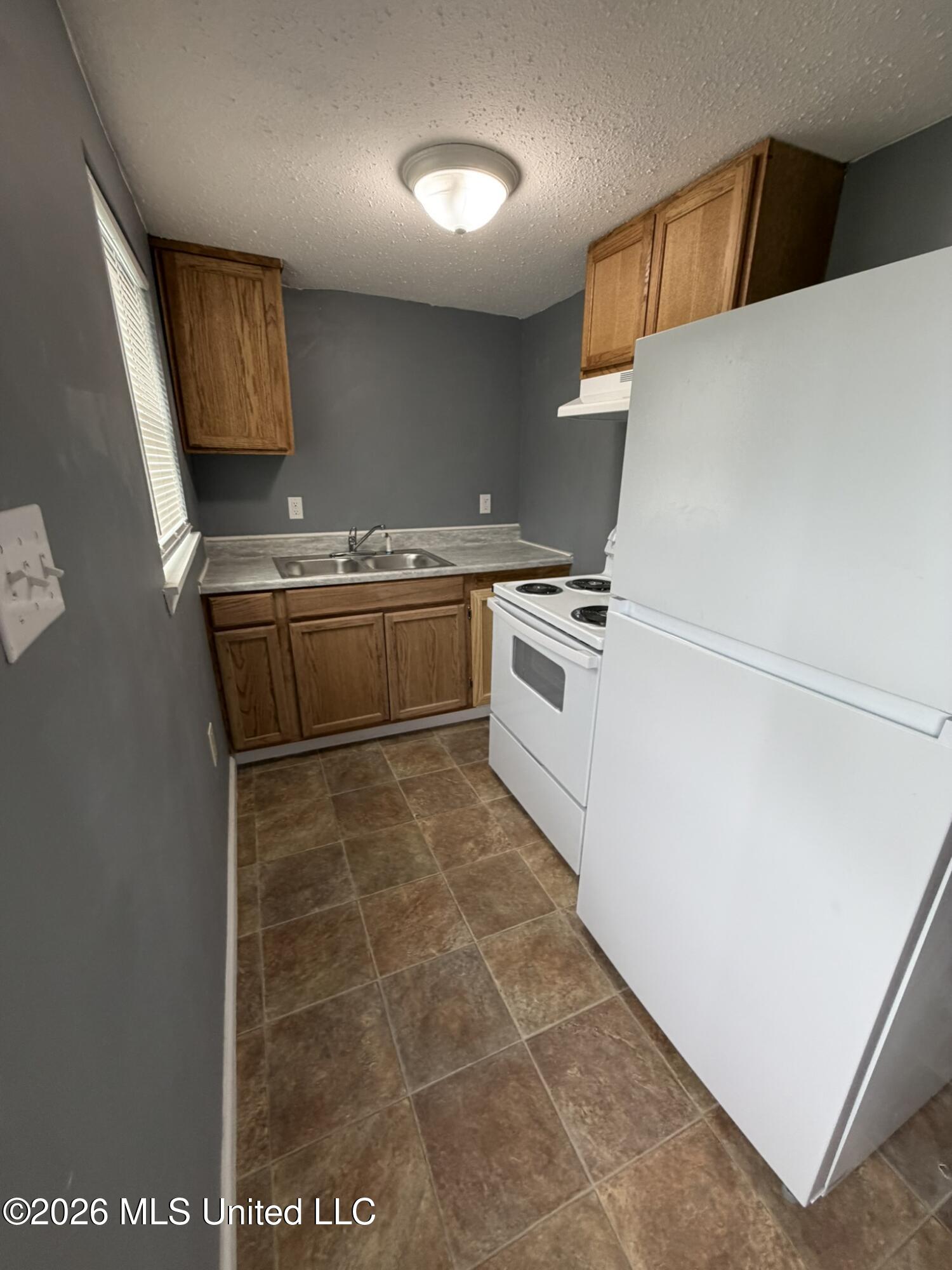 2524 28th Avenue Property Photo 6