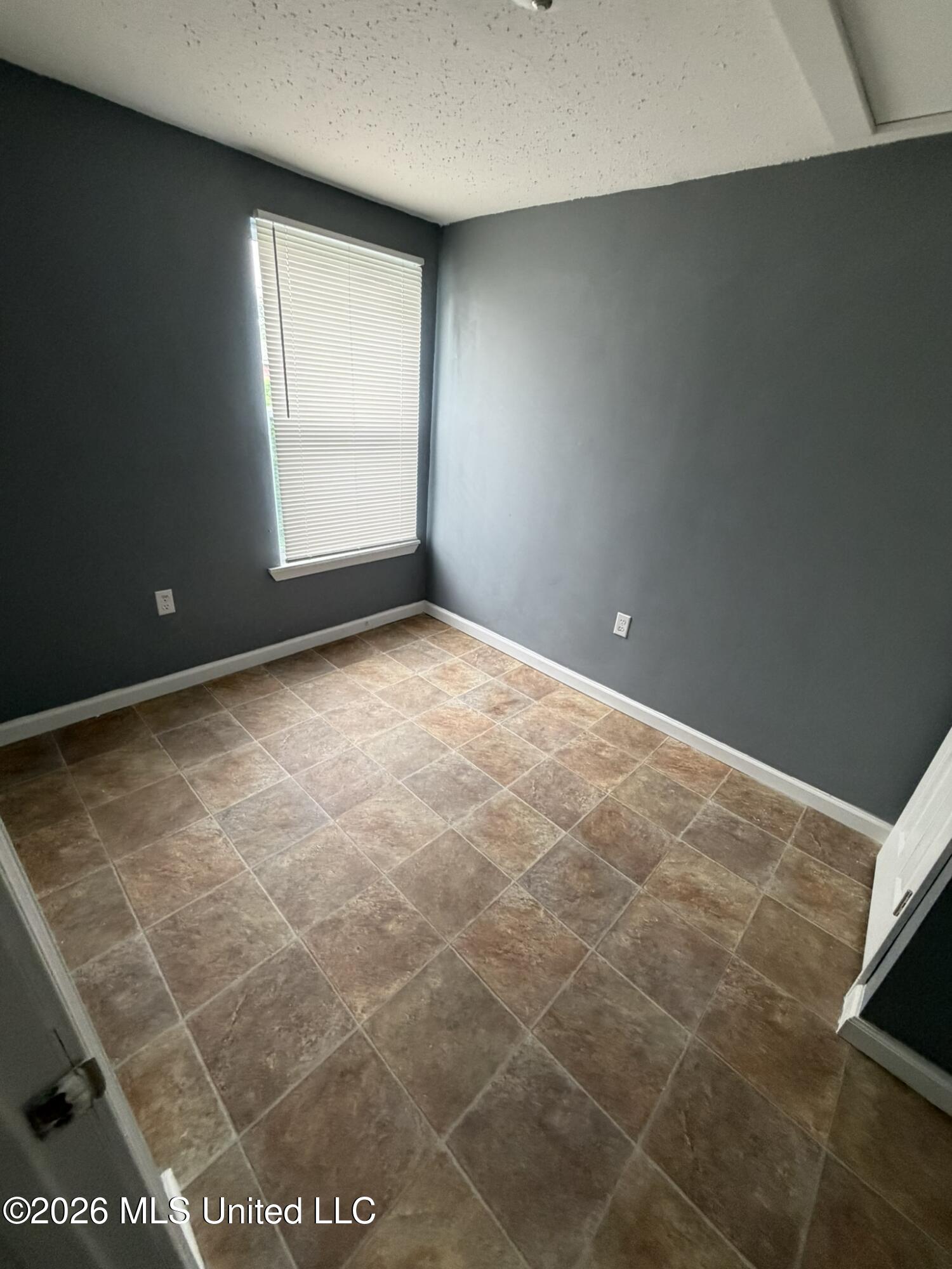 2524 28th Avenue Property Photo 9