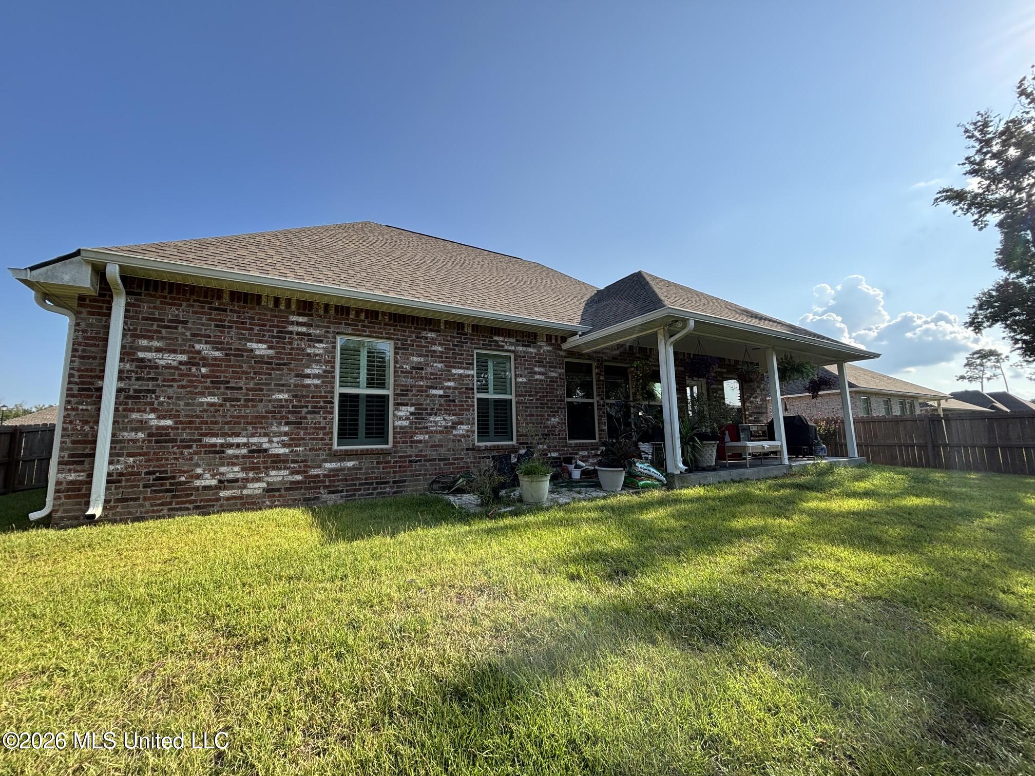 5 Diane Cove Property Photo 12
