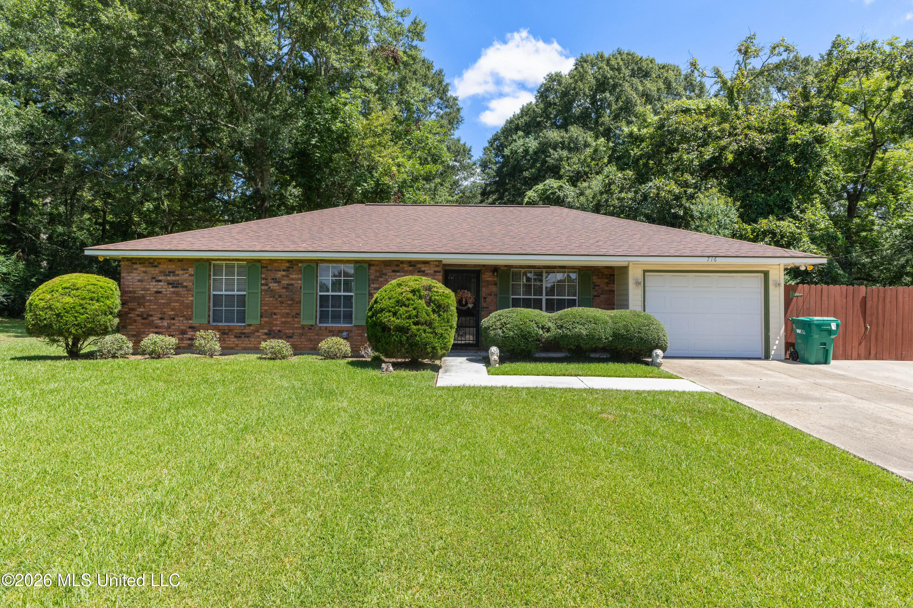 716 24th Street Property Photo 1