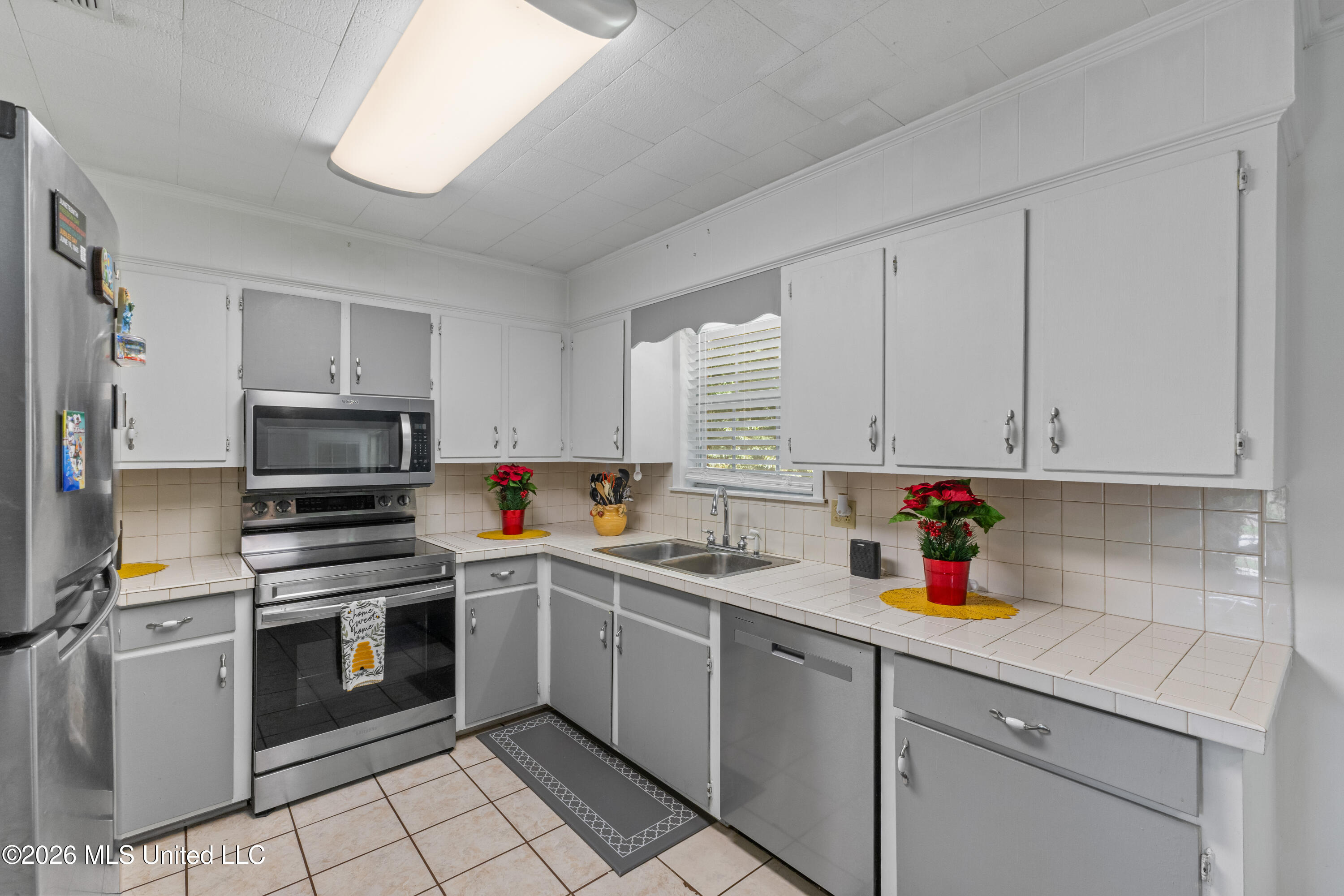 716 24th Street Property Photo 6