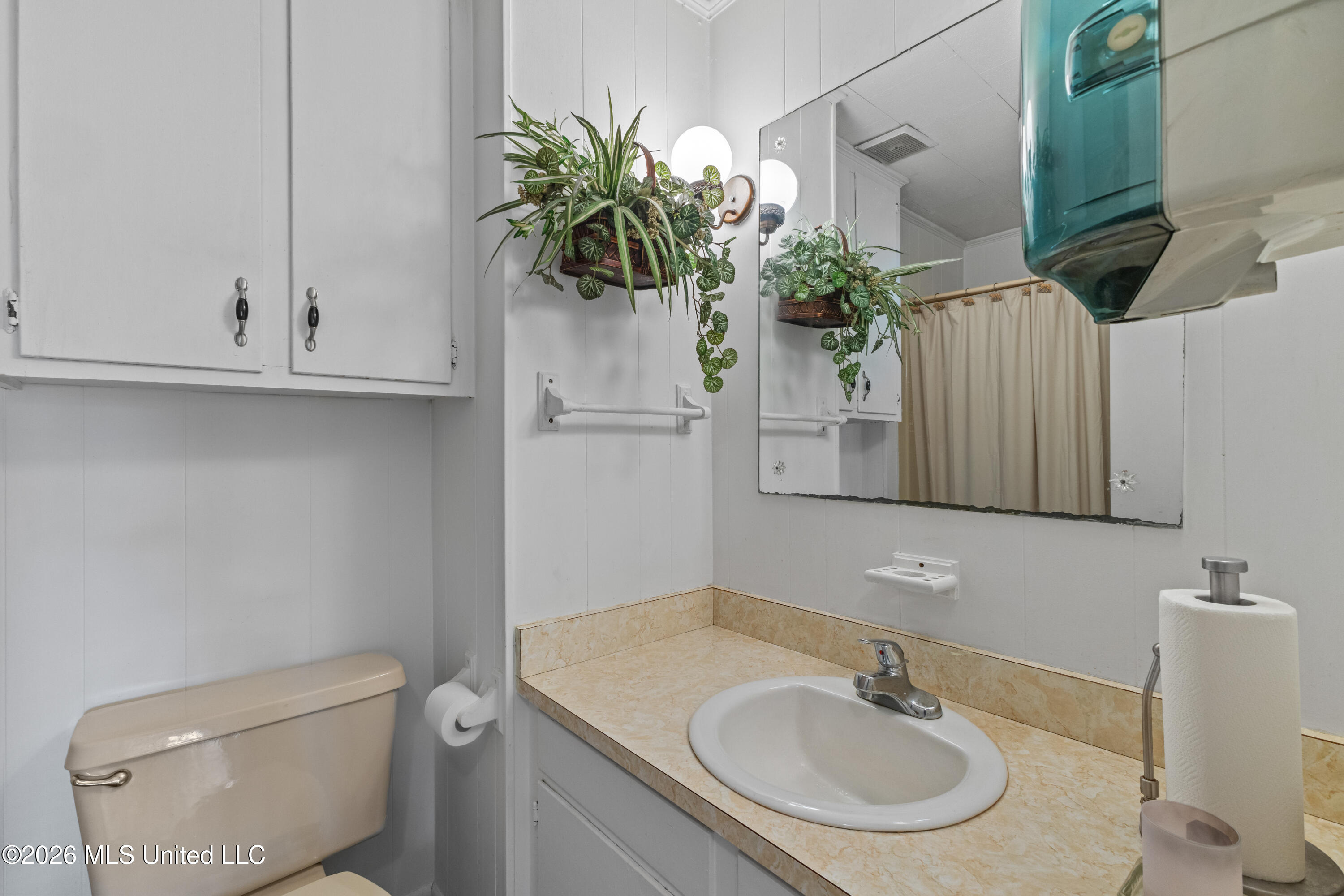 716 24th Street Property Photo 10