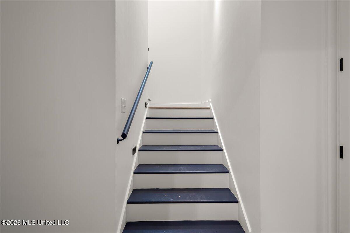 704 Sartoris Cove Property Photo 16