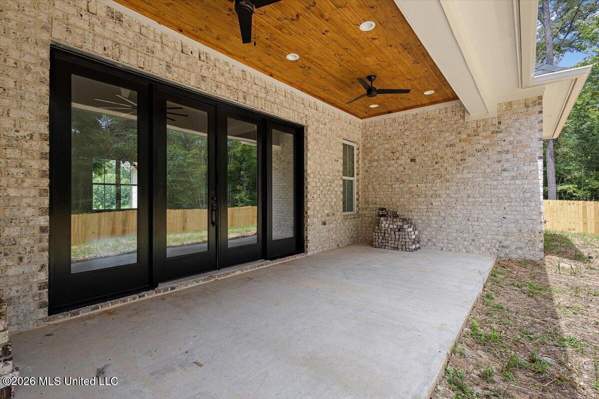 704 Sartoris Cove Property Photo 21