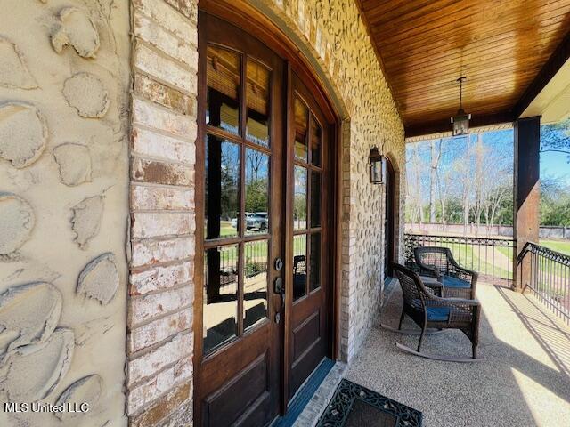 210 White Street Property Photo 8