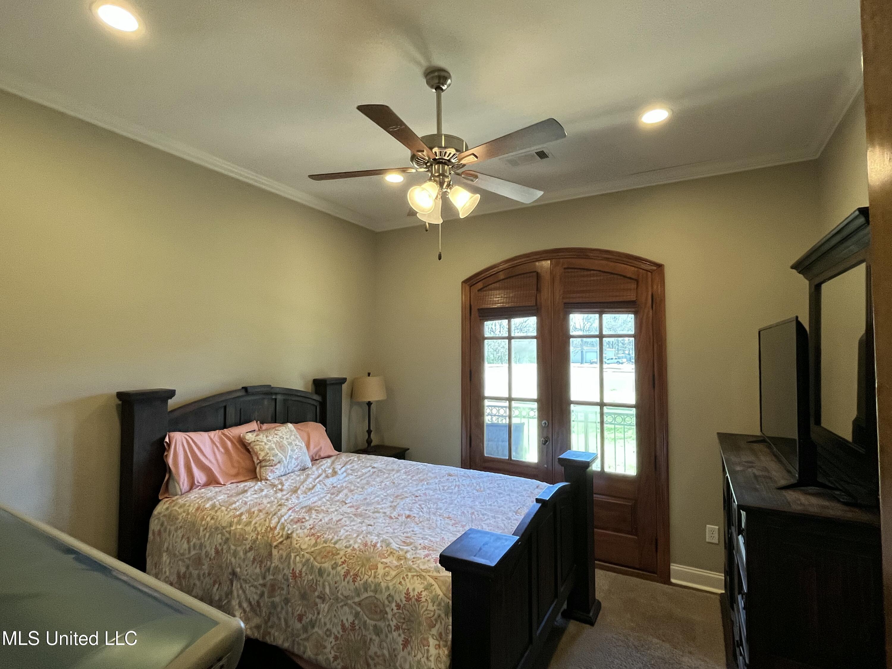210 White Street Property Photo 52