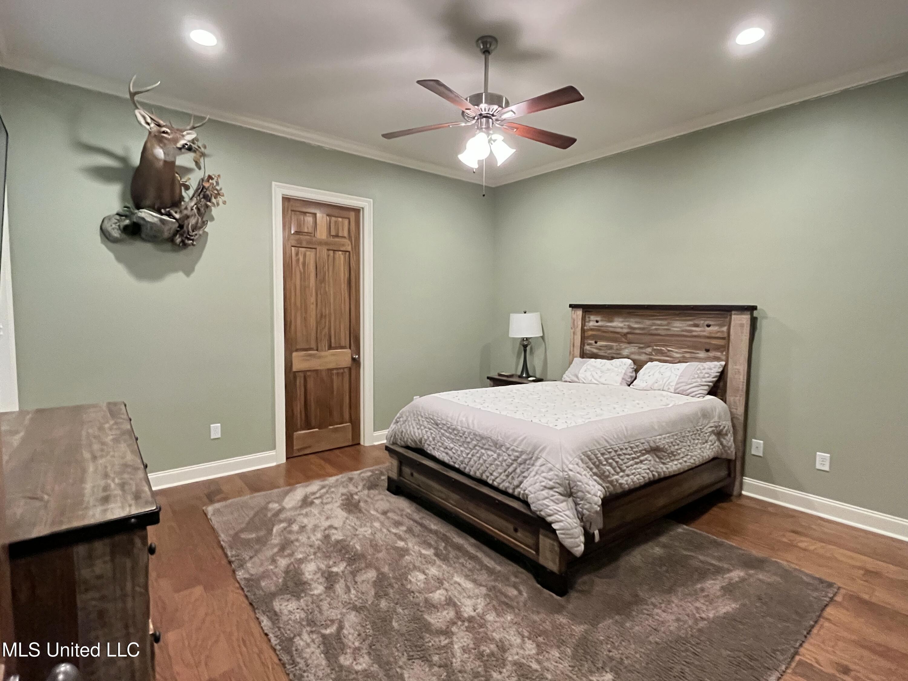 210 White Street Property Photo 59