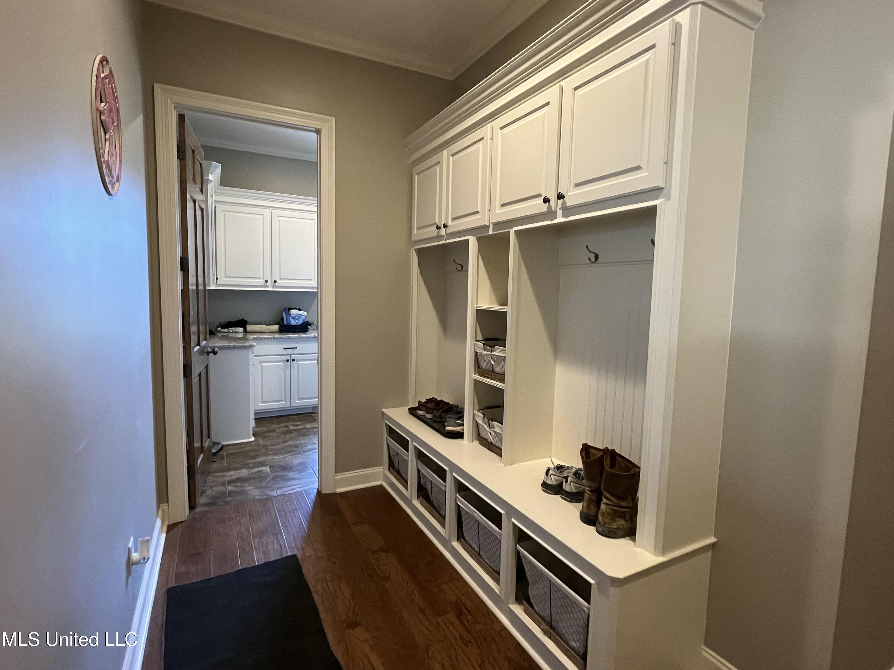 210 White Street Property Photo 60