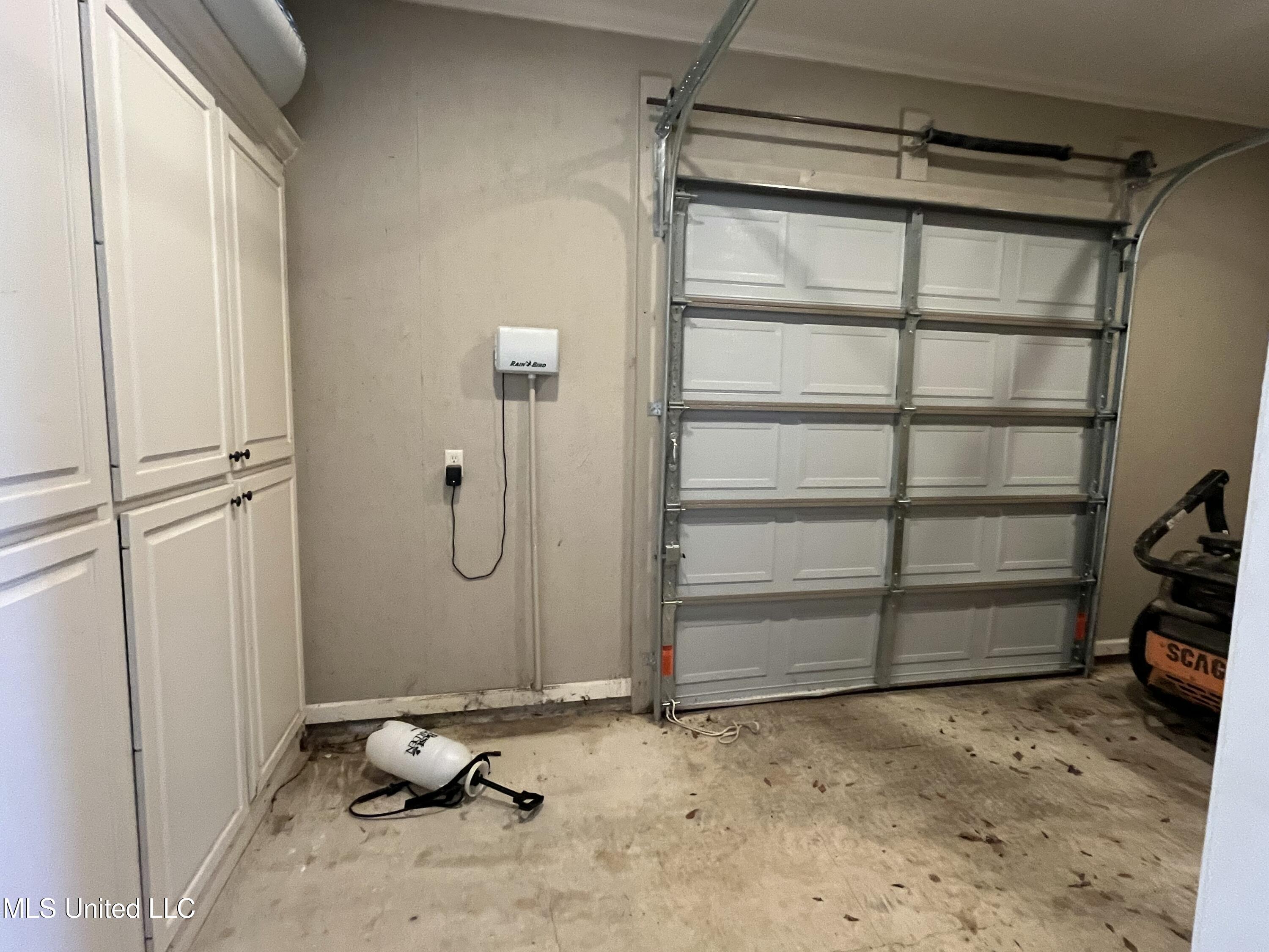 210 White Street Property Photo 62