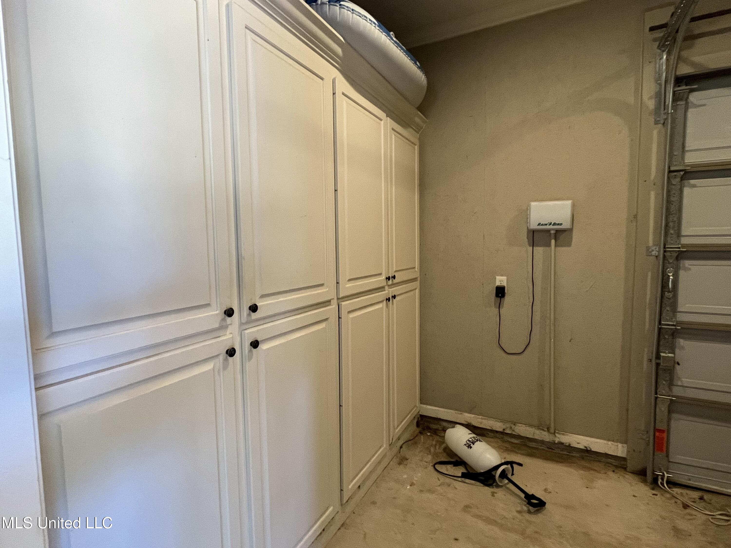 210 White Street Property Photo 63