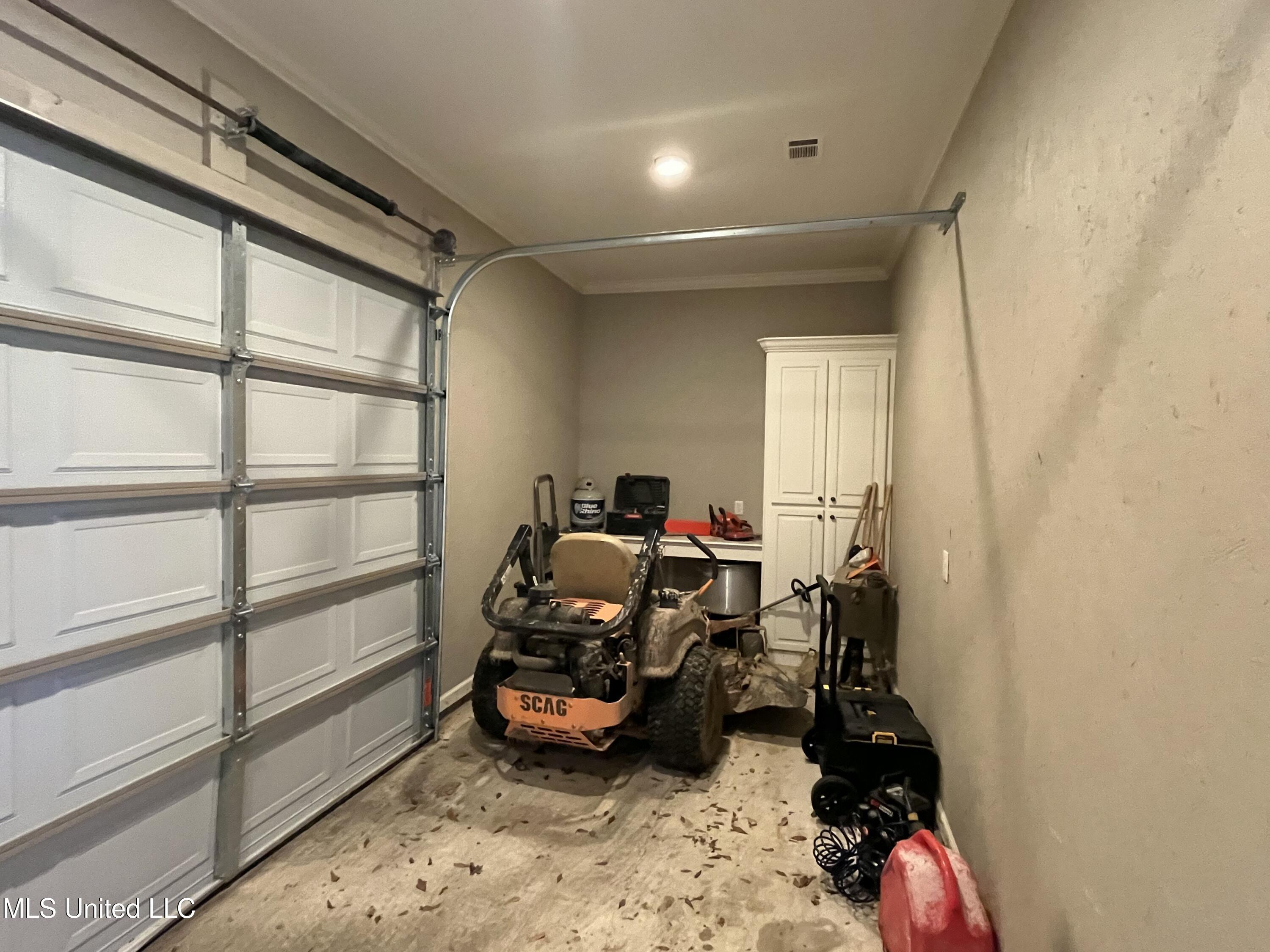 210 White Street Property Photo 64