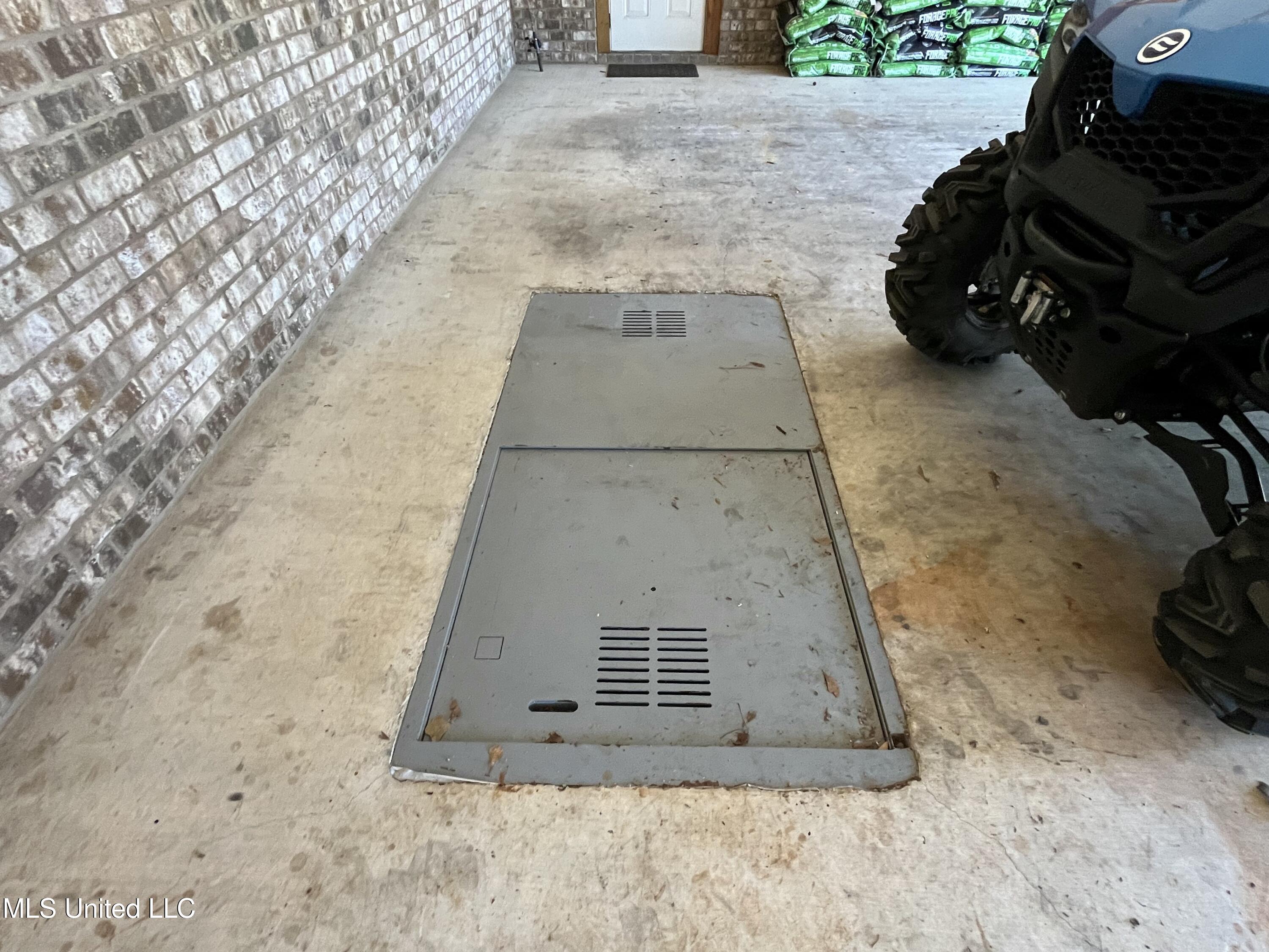 210 White Street Property Photo 65