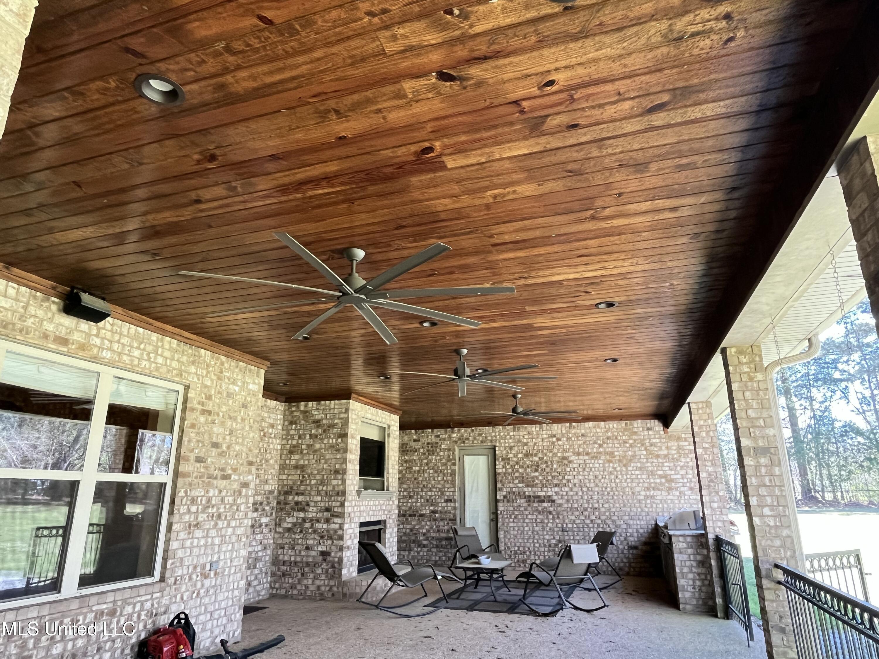210 White Street Property Photo 71
