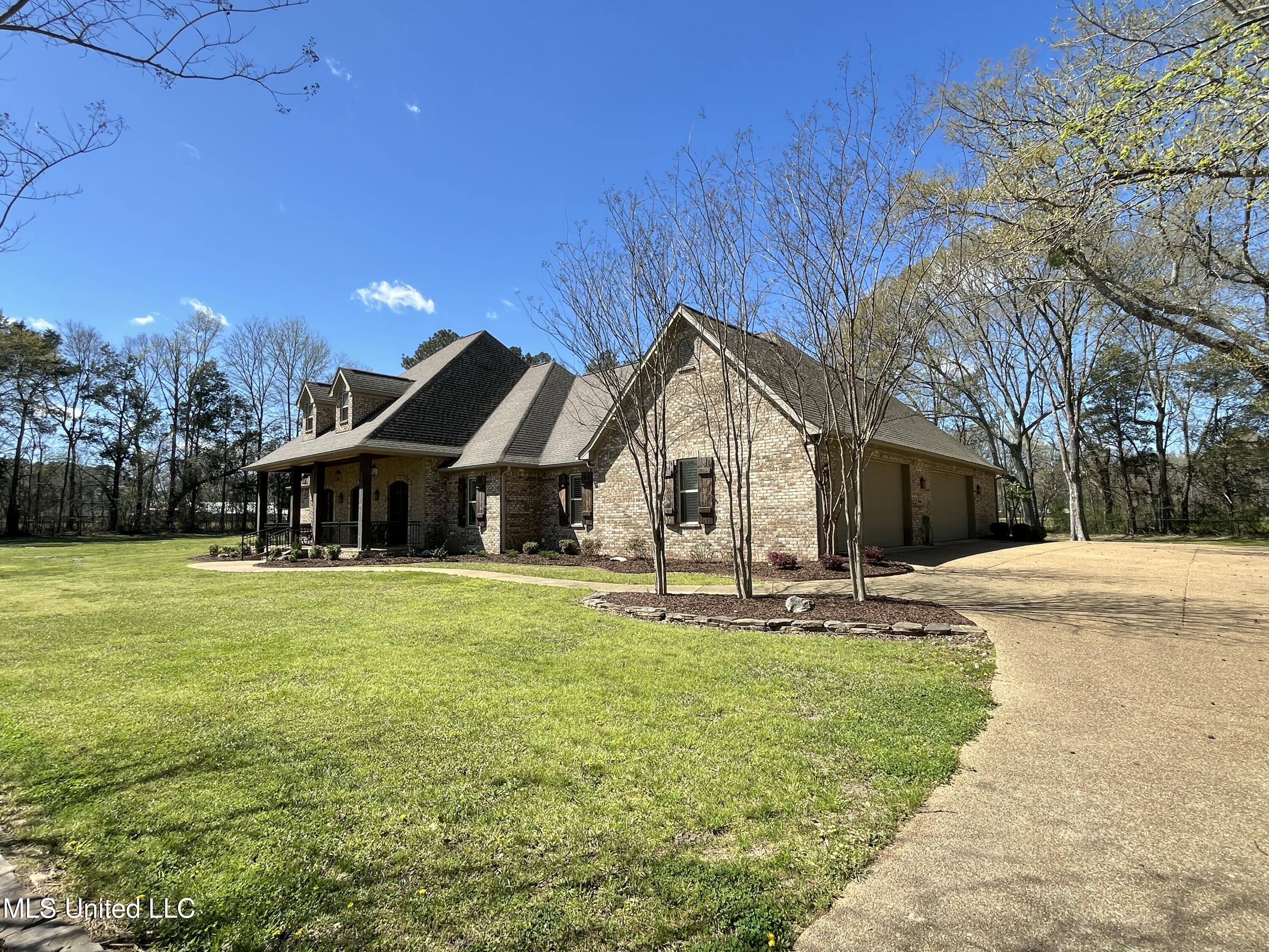 210 White Street Property Photo 77