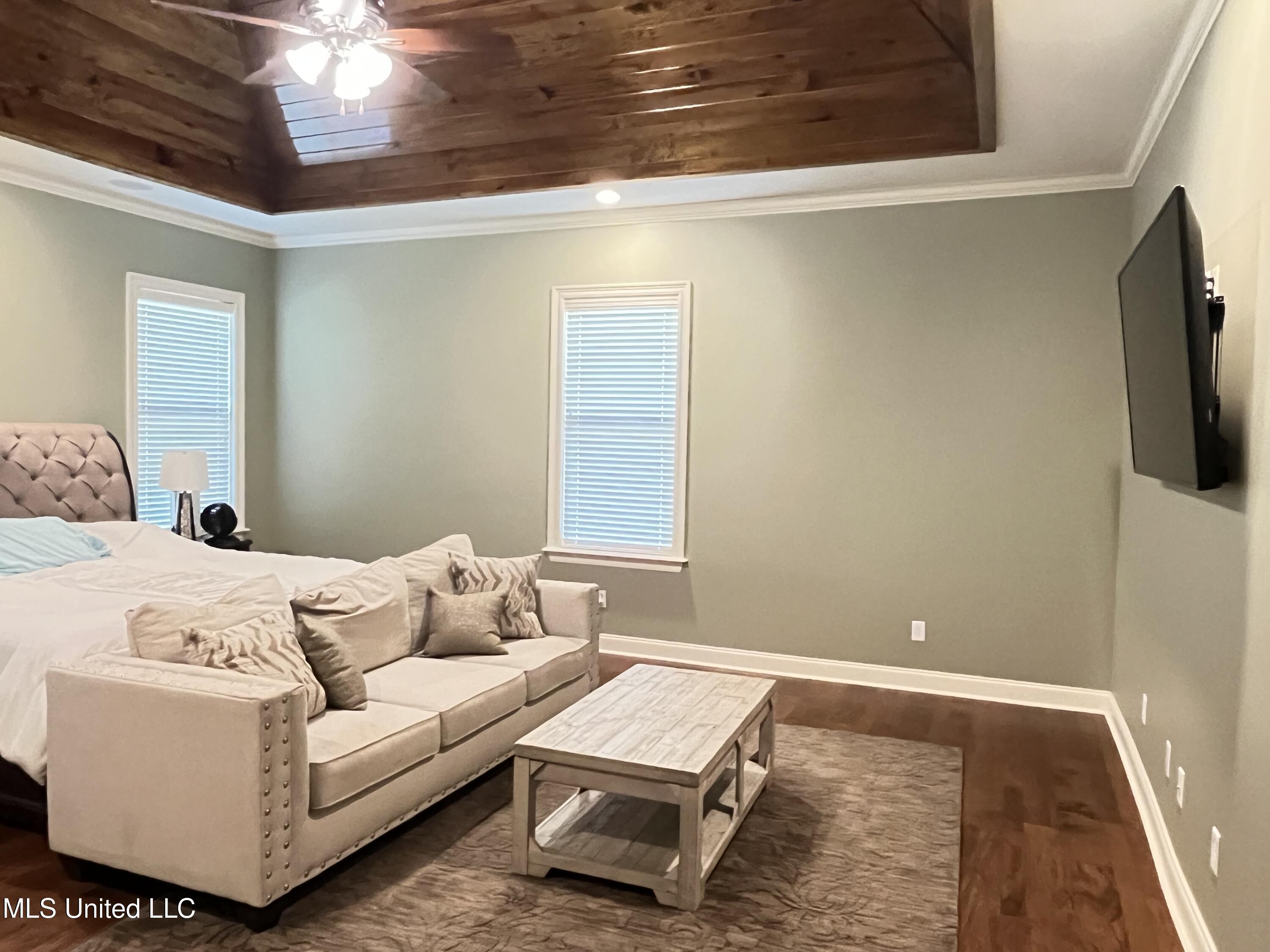 210 White Street Property Photo 80