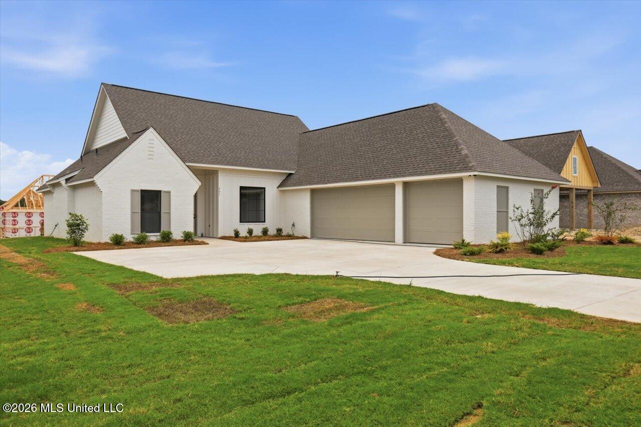 407 Old Maple Cove Property Photo 1