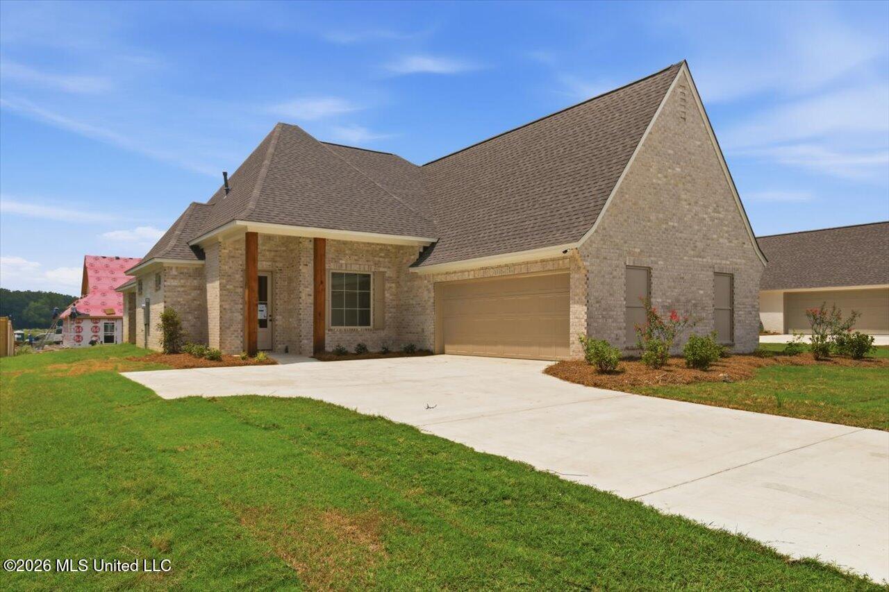 405 Old Maple Cove Property Photo 1