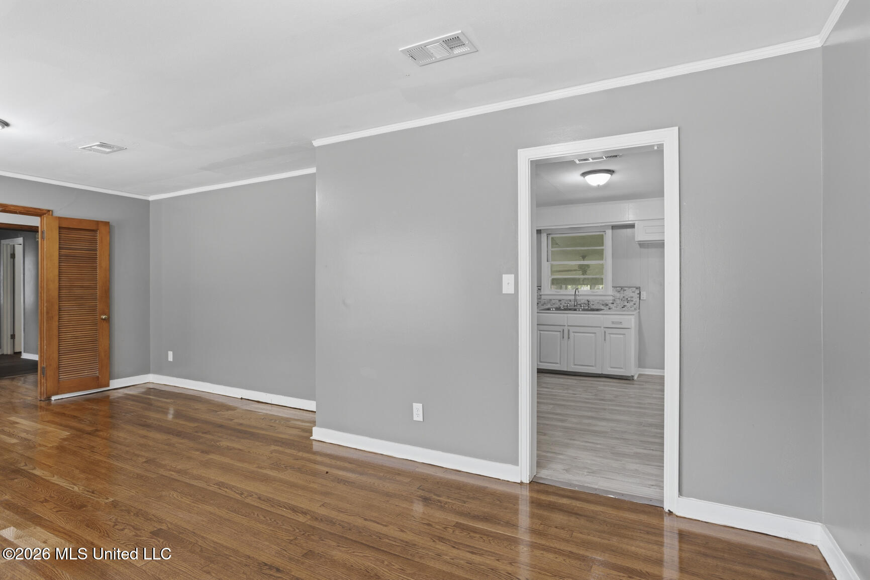 5863 Canton Park Drive Property Photo 5