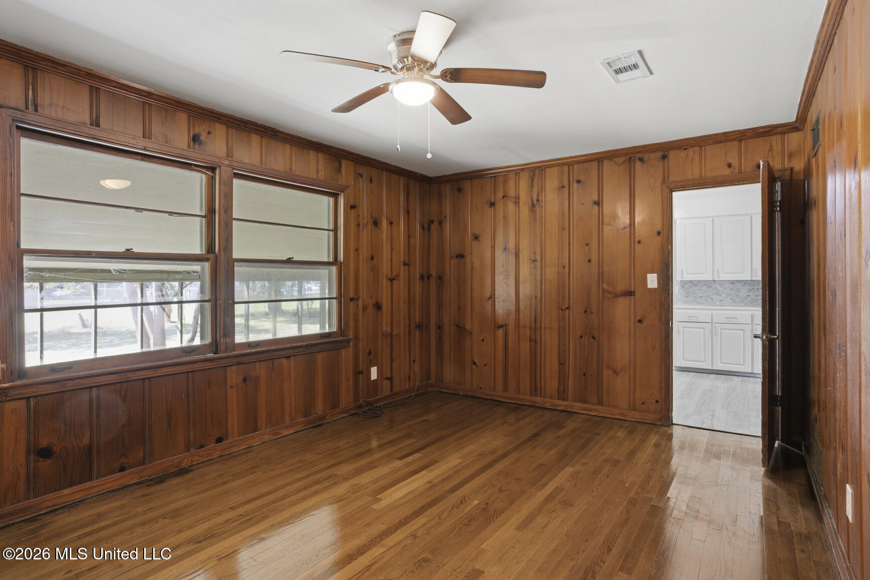 5863 Canton Park Drive Property Photo 7