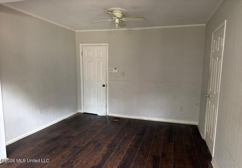 703 Hillmont Drive Property Photo 5