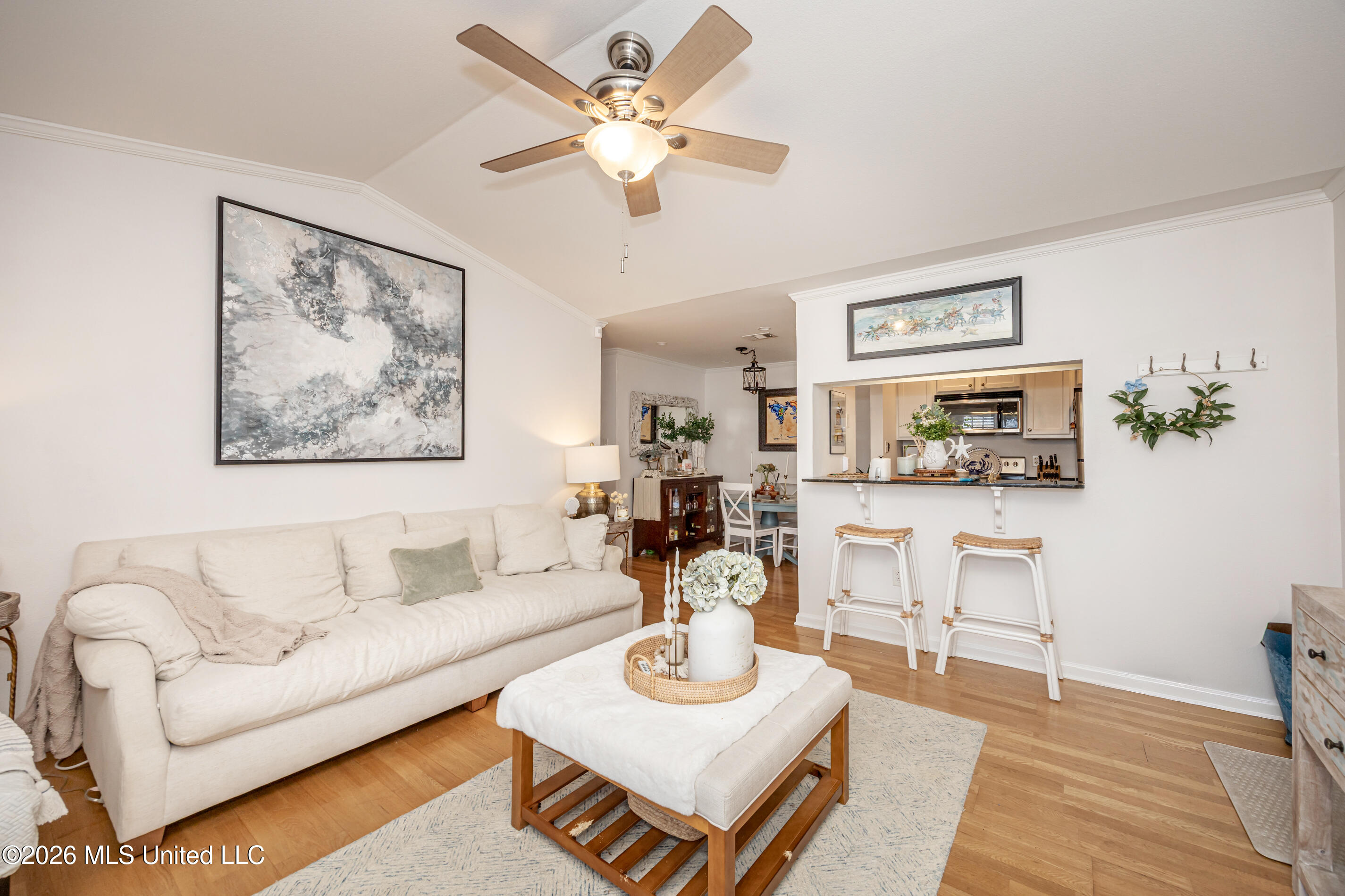 2421 Beachview Drive Property Photo 12