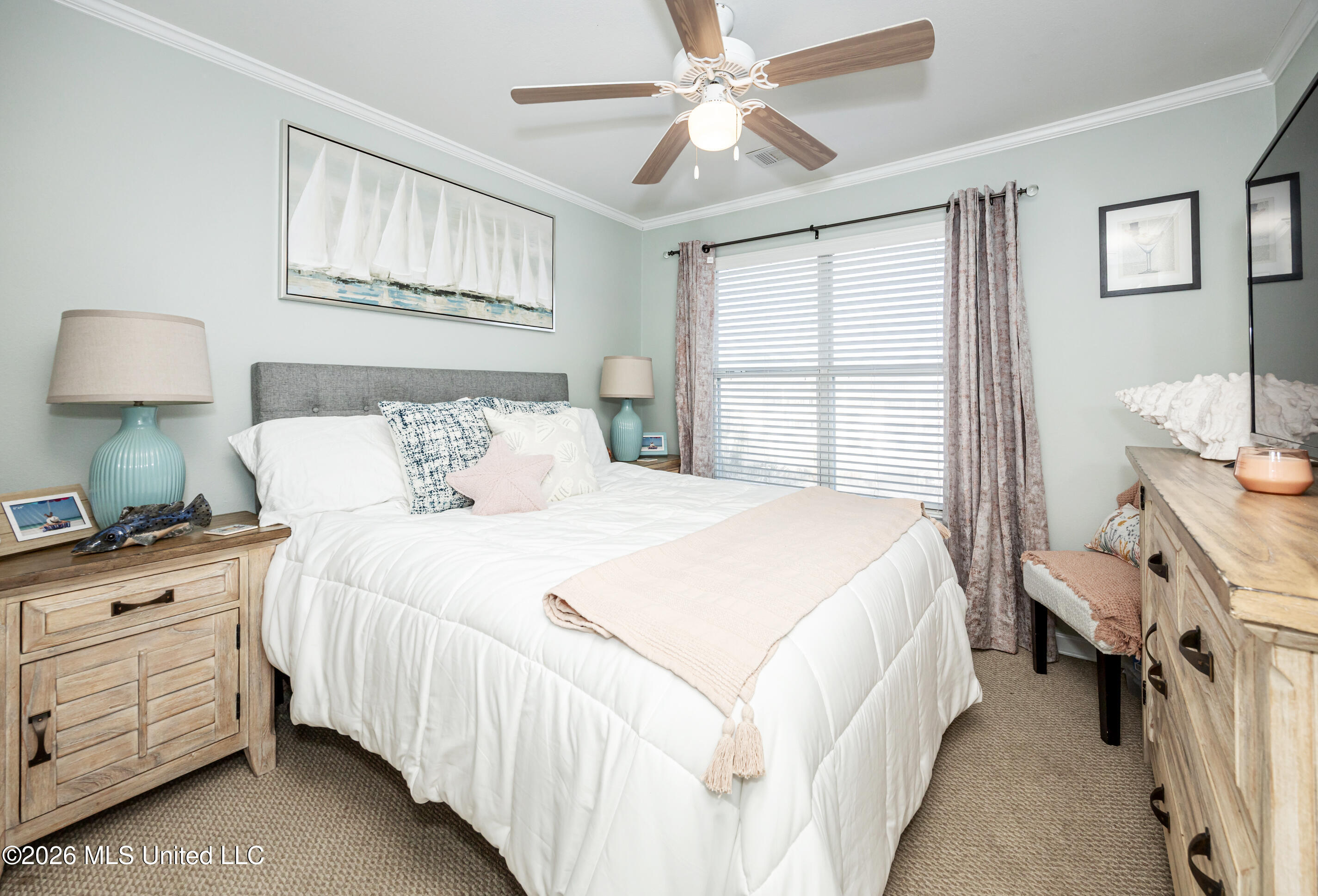 2421 Beachview Drive Property Photo 25