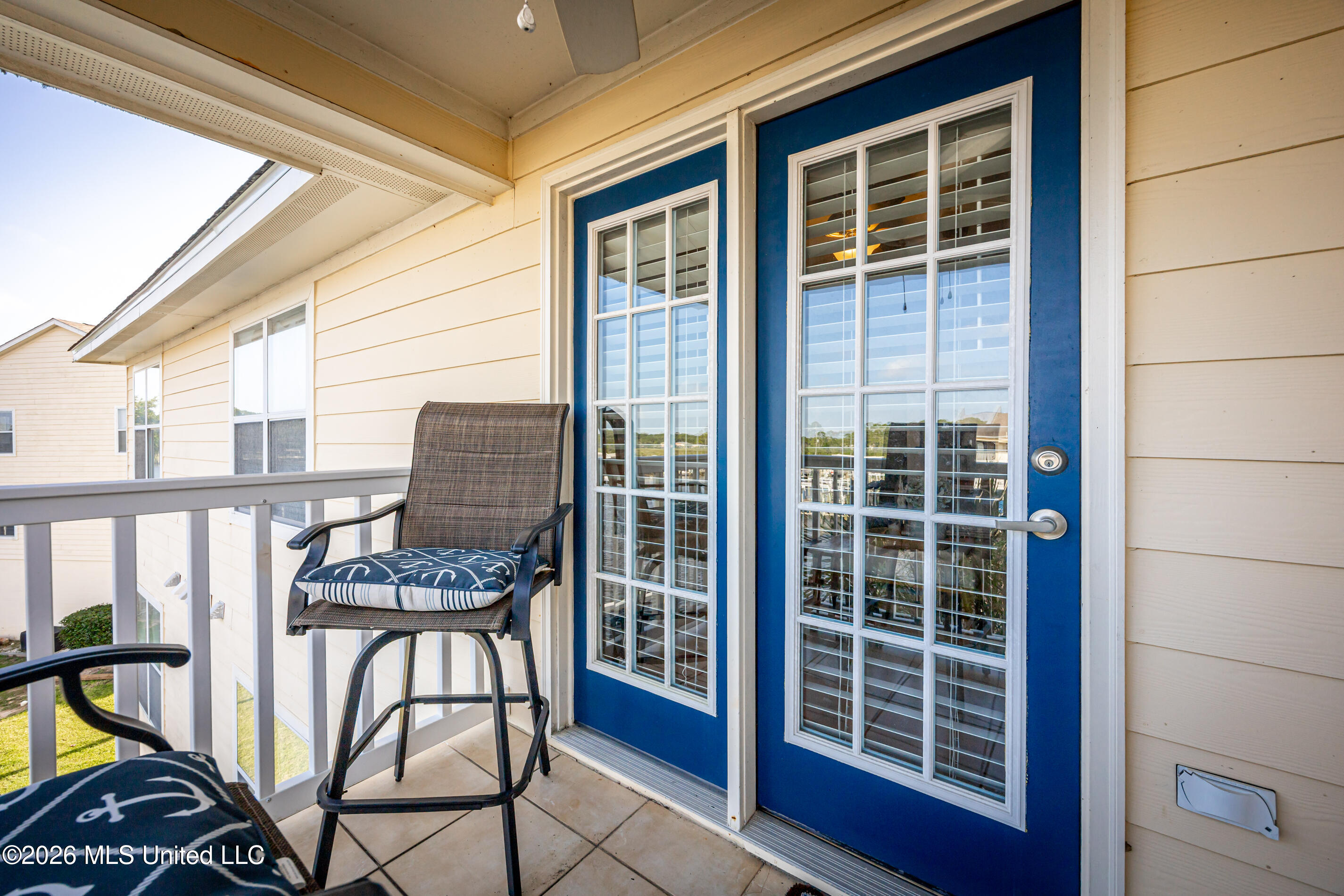 2421 Beachview Drive Property Photo 41