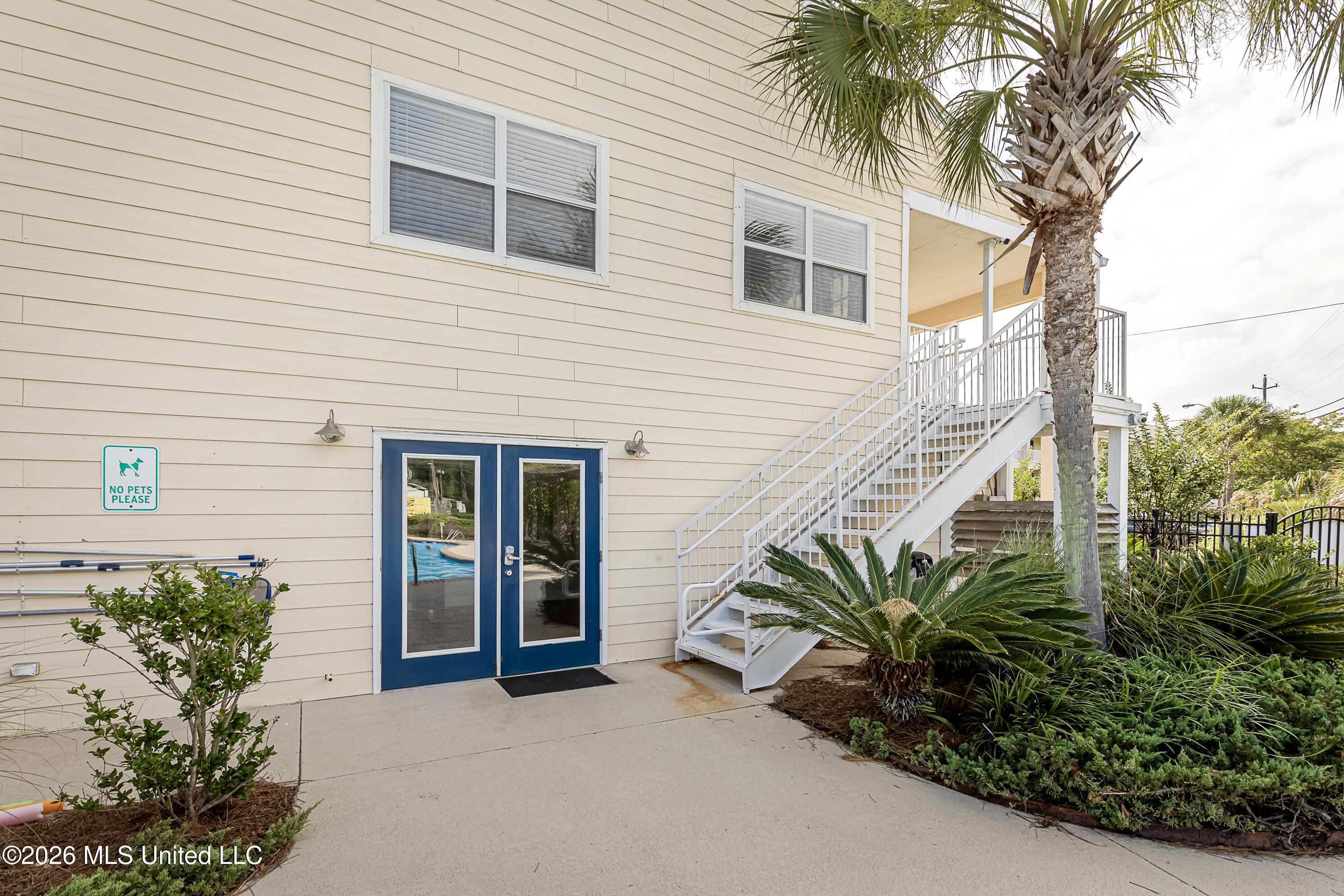 2421 Beachview Drive Property Photo 76