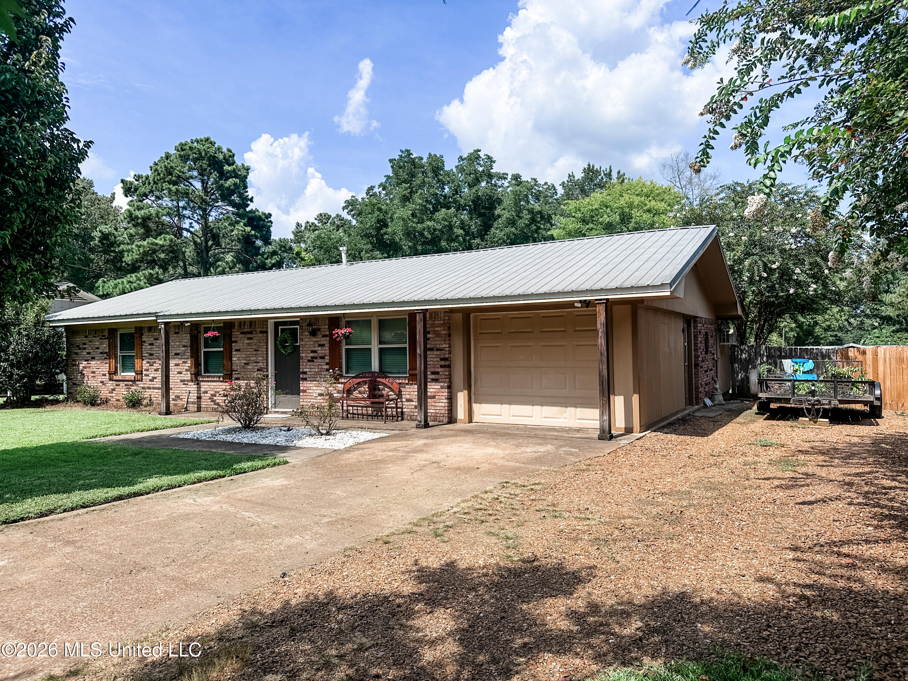 514 Wilder Drive Property Photo 1