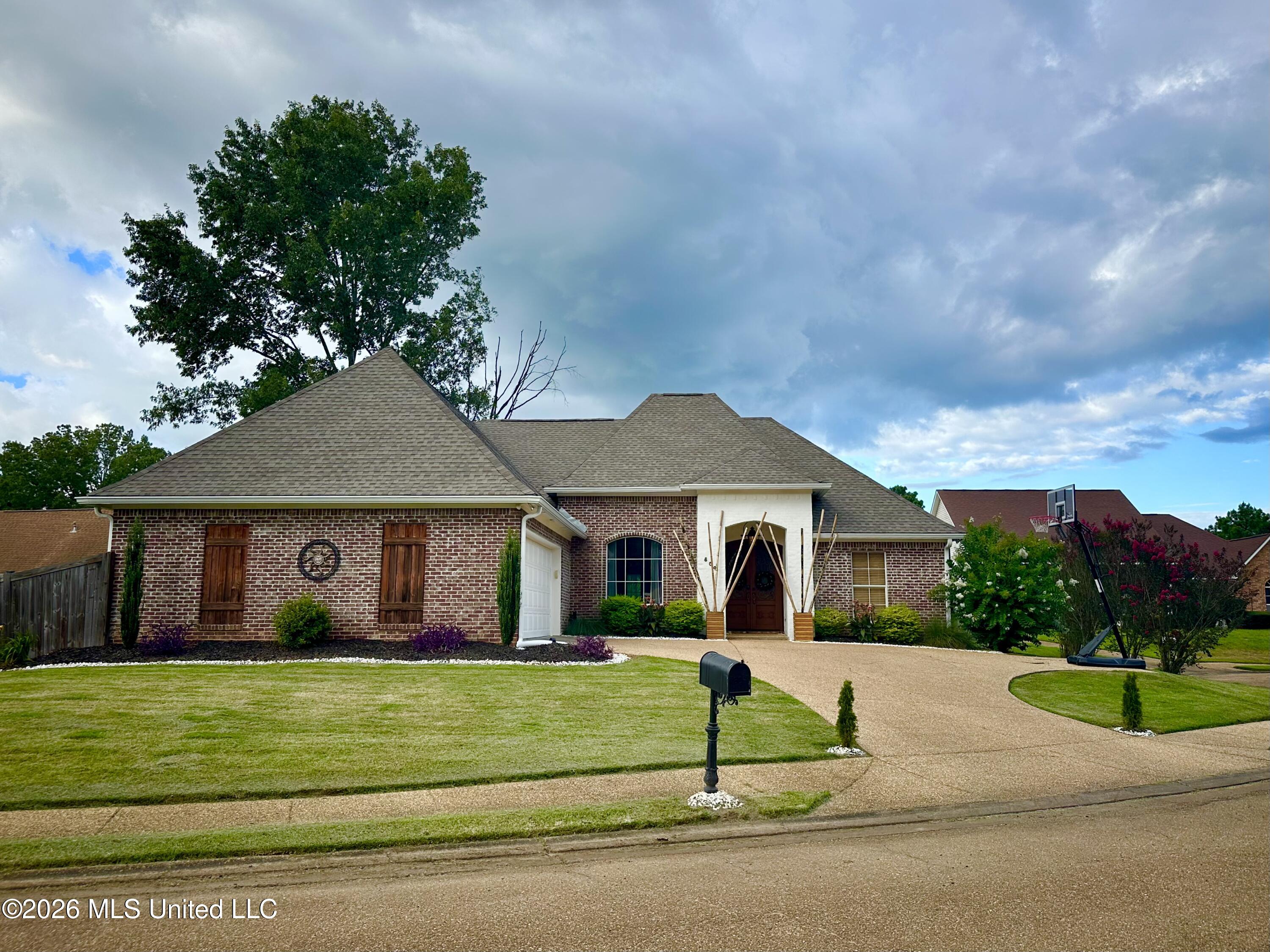 804 Stayton Cove Property Photo 1