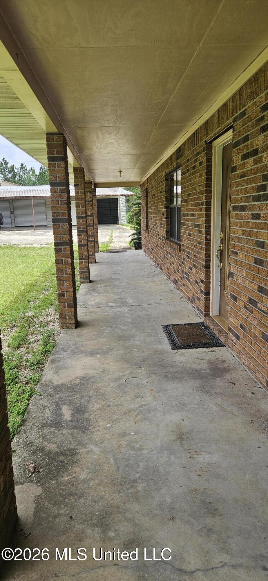 98 Country Heritage Road Property Photo 7