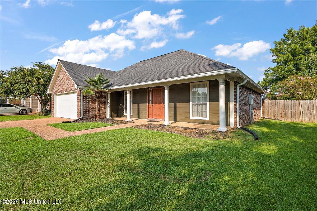 214 Holmar Drive Property Photo 2