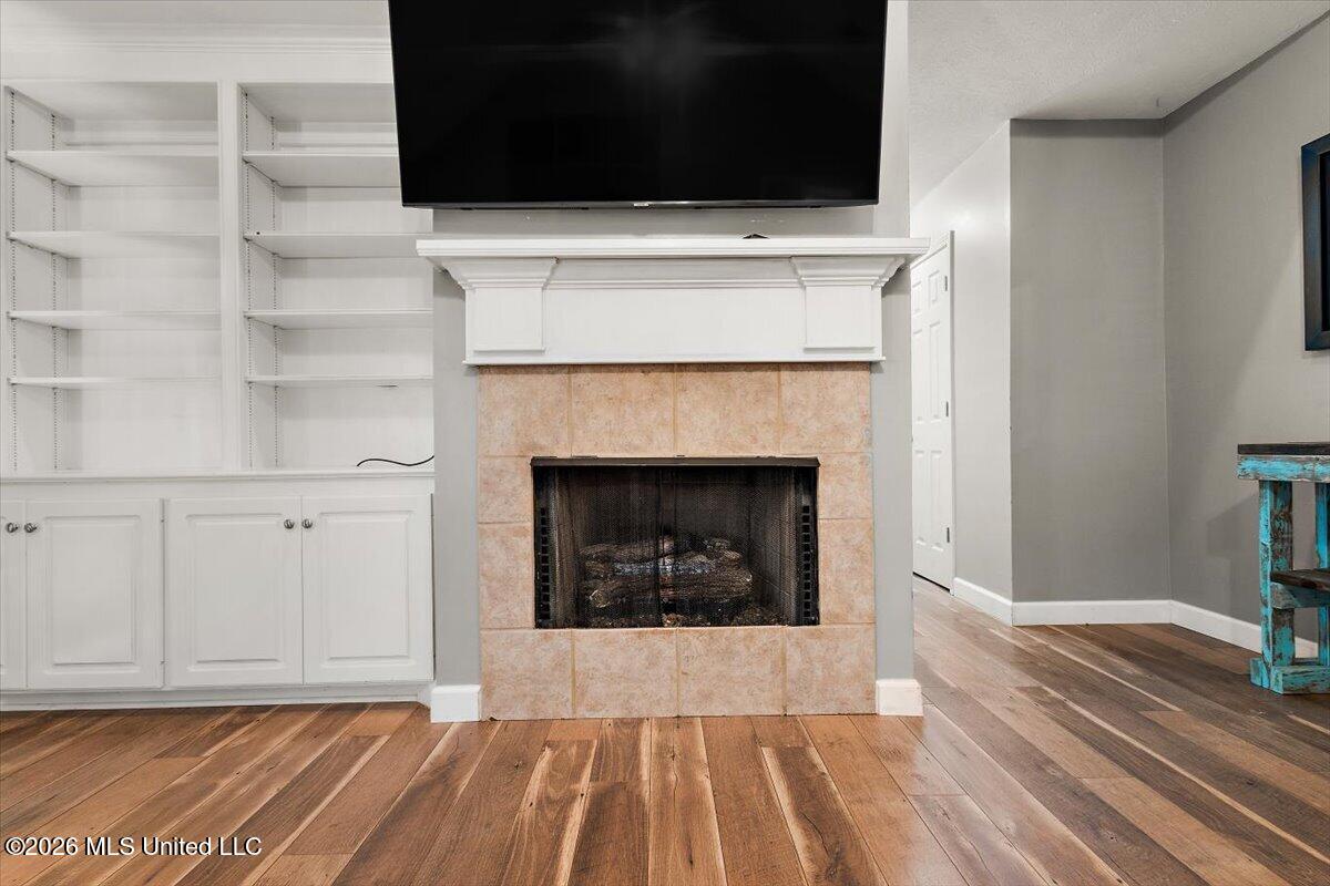 214 Holmar Drive Property Photo 8